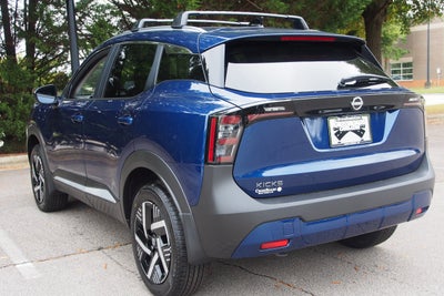2027 Nissan Kicks SV