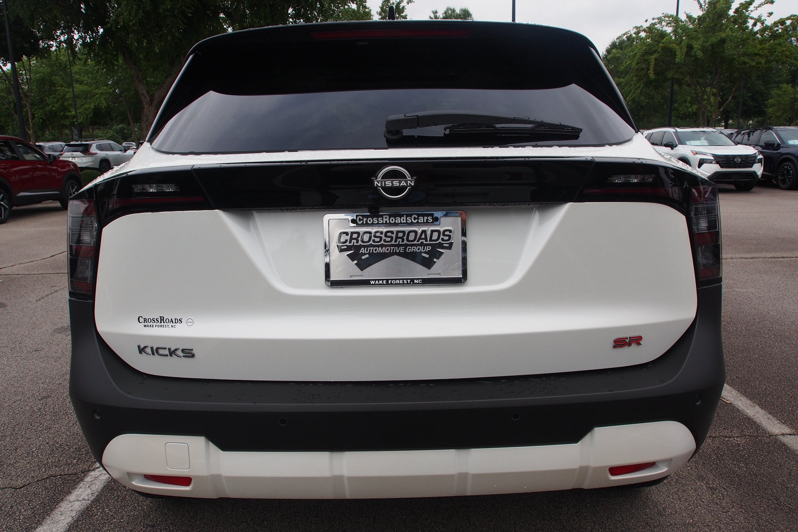 2026 Nissan Kicks SR