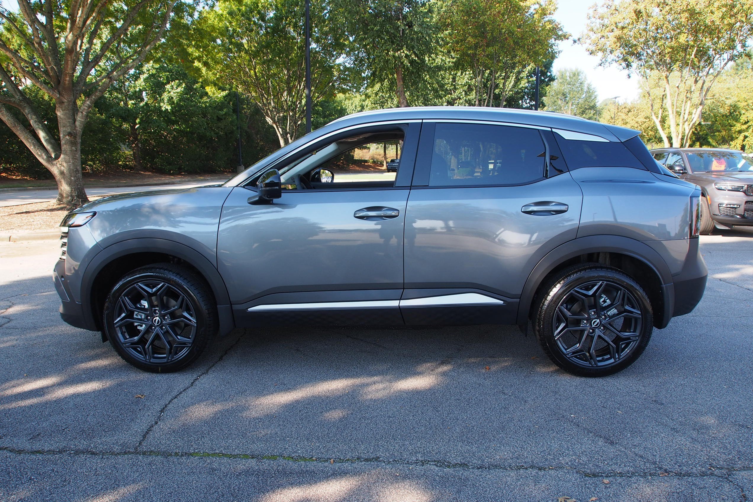 2027 Nissan Kicks SR