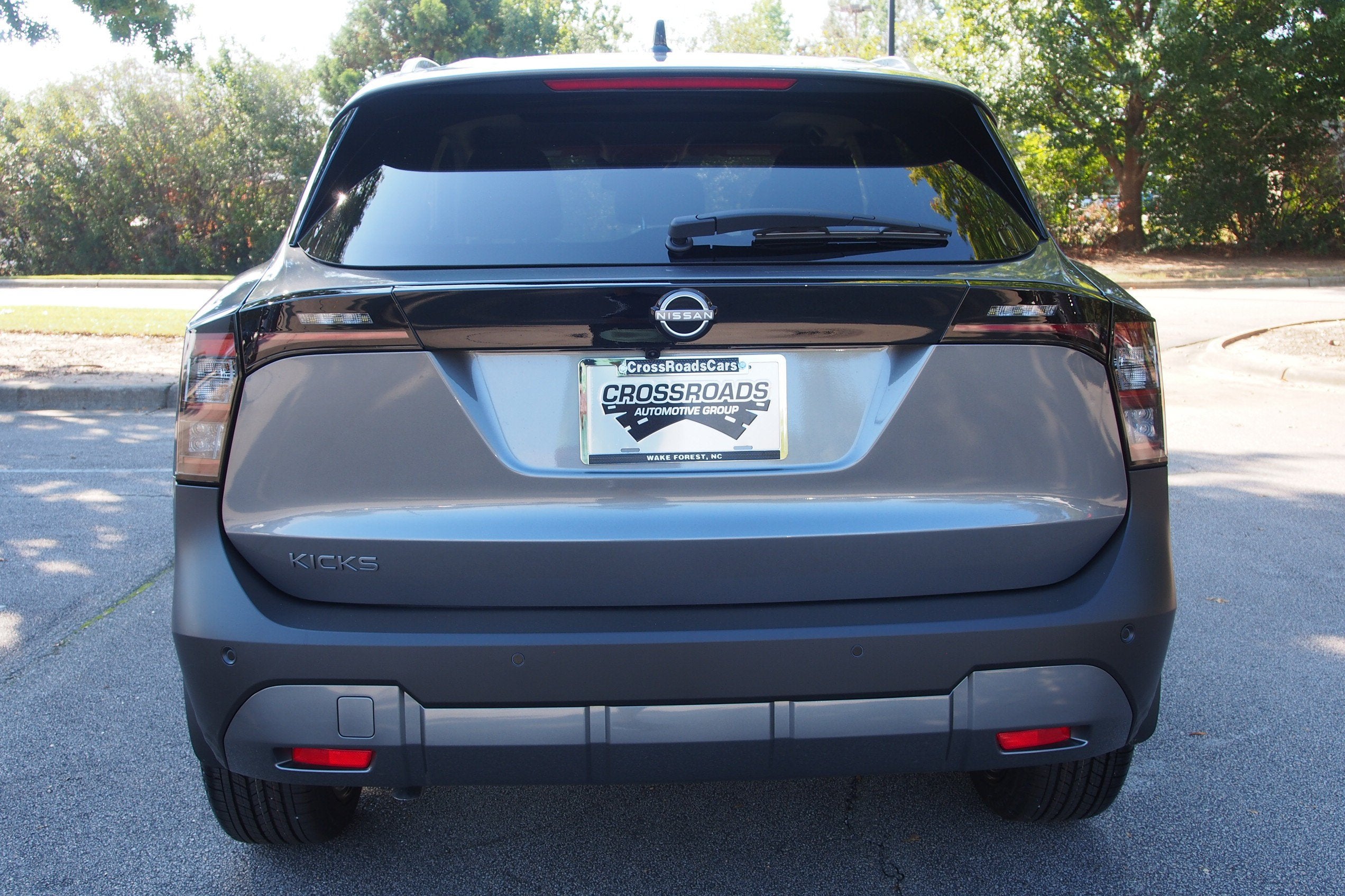 2027 Nissan Kicks SR