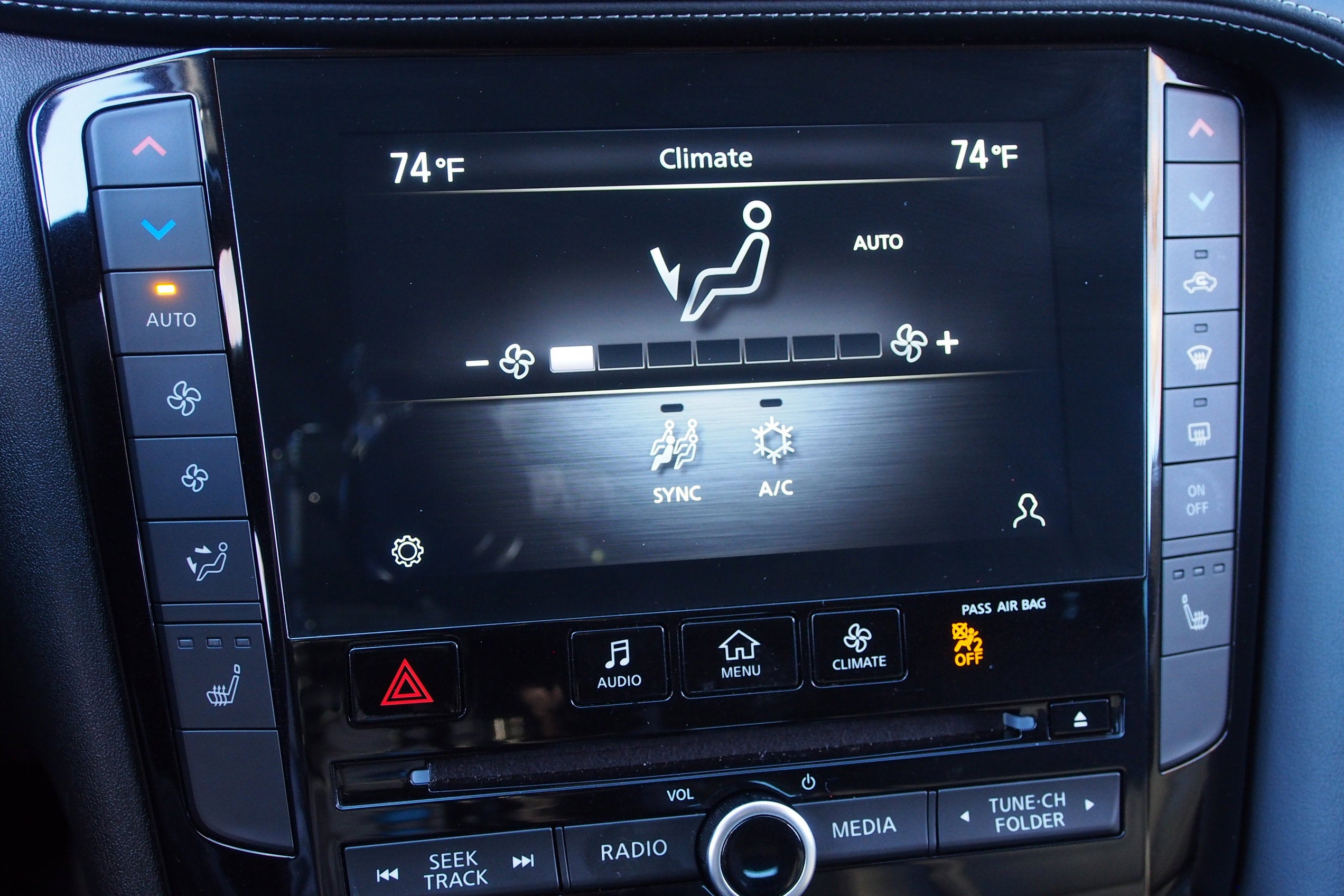 2022 INFINITI QX50 LUXE