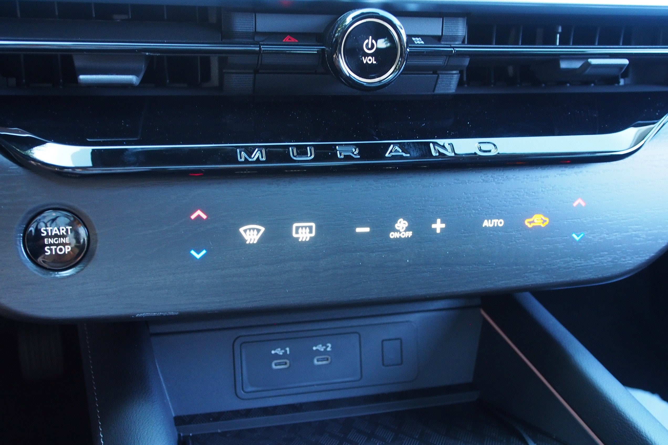 2025 Nissan Murano SL