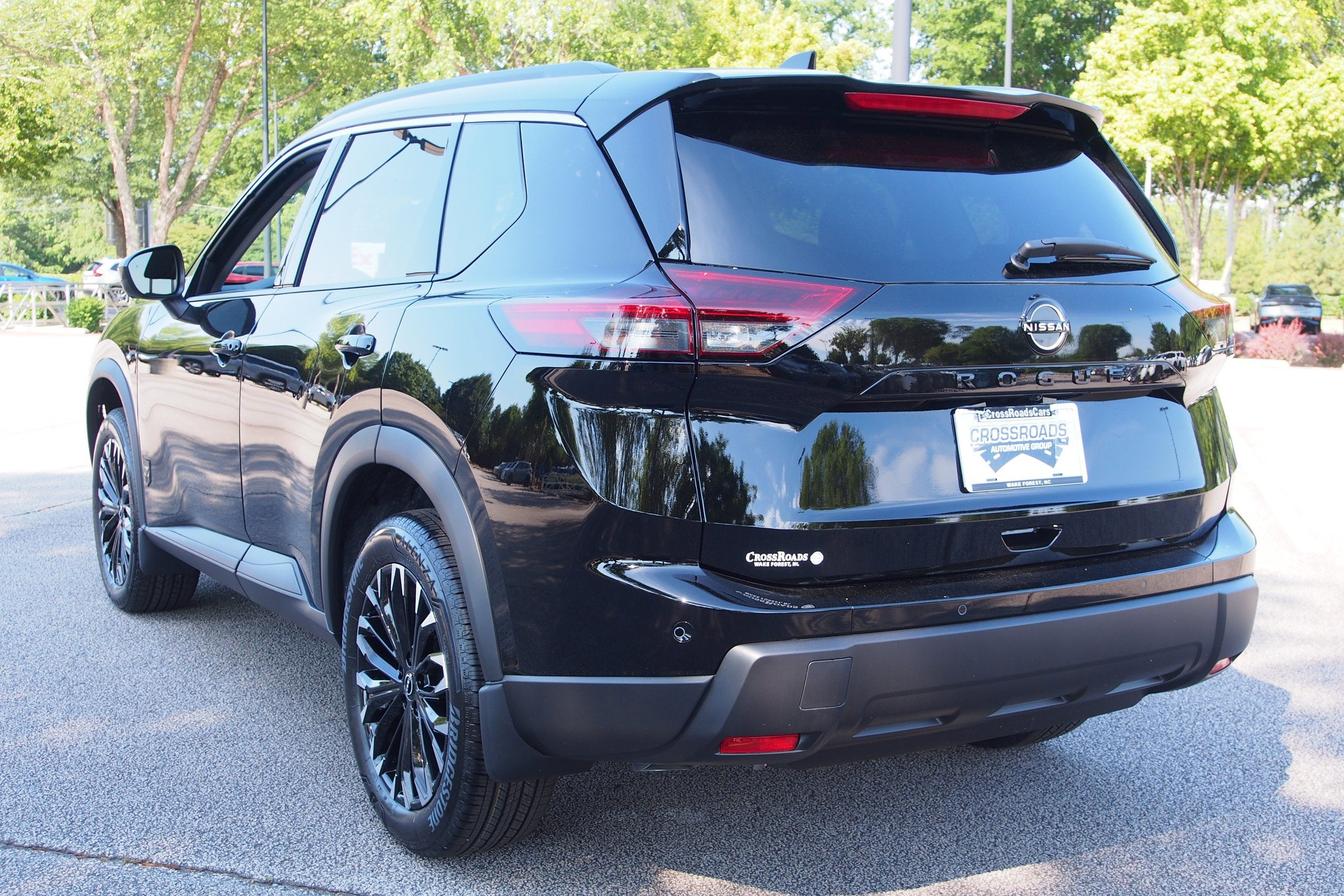 2026 Nissan Rogue Dark Armor