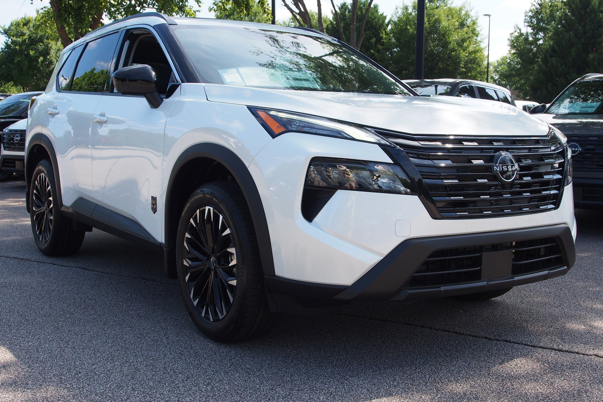 2026 Nissan Rogue Dark Armor