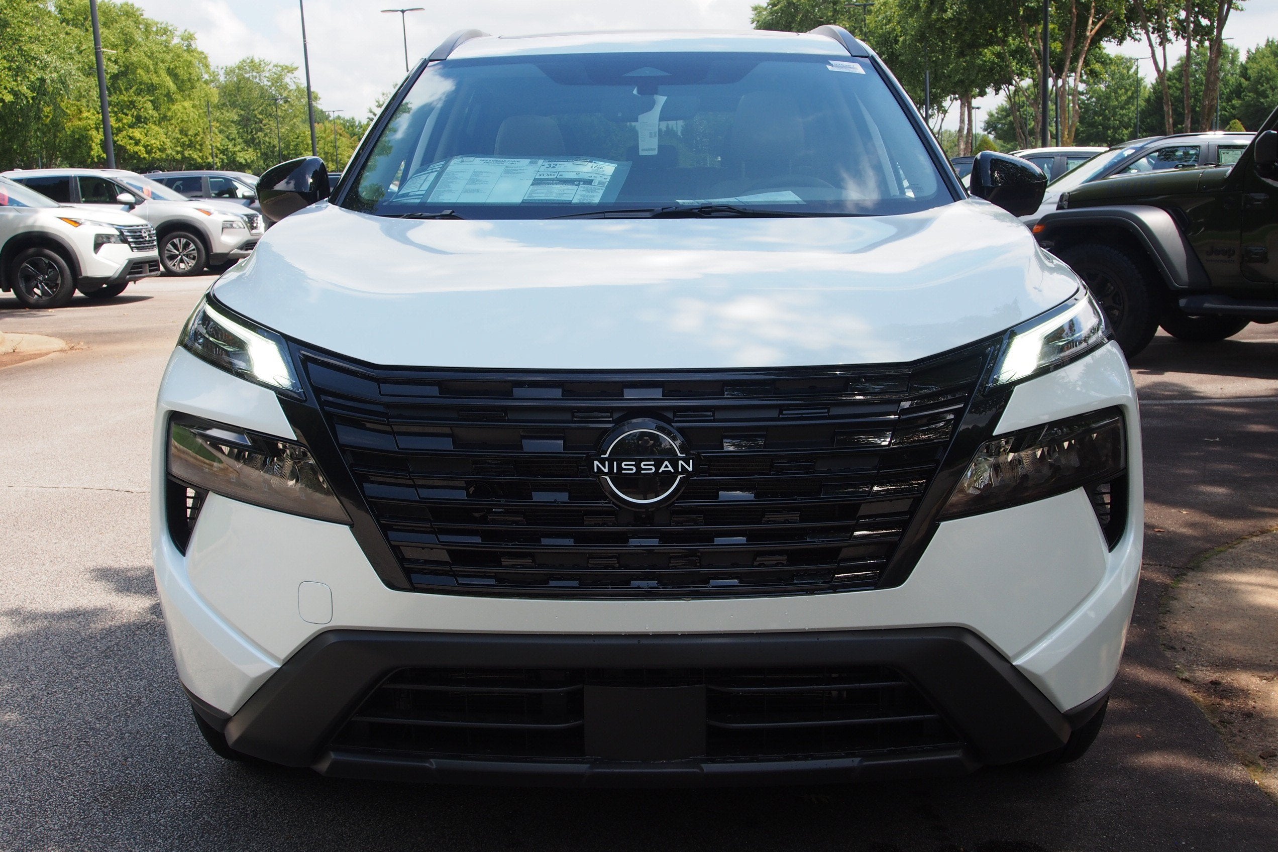 2026 Nissan Rogue Dark Armor