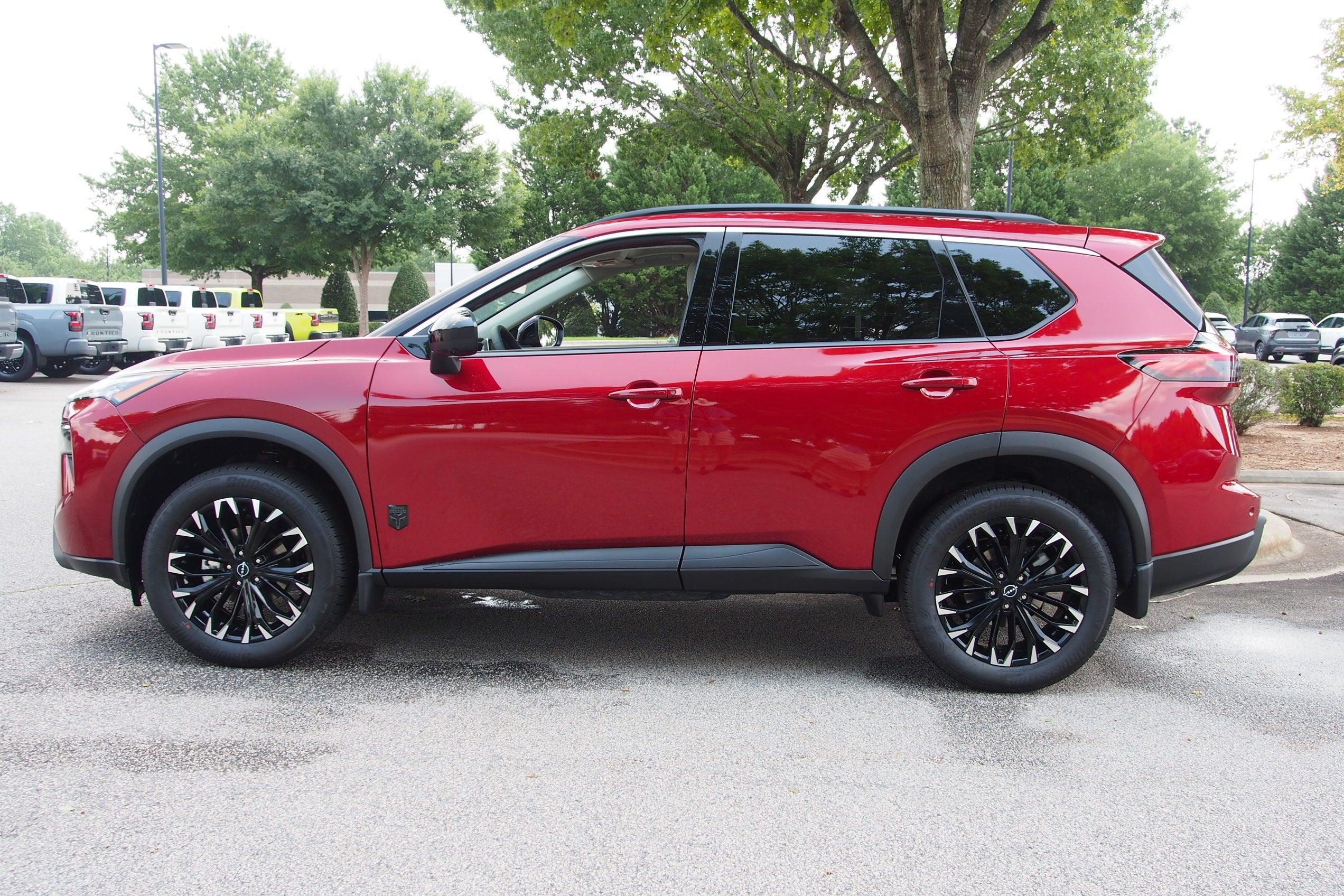 2026 Nissan Rogue Dark Armor