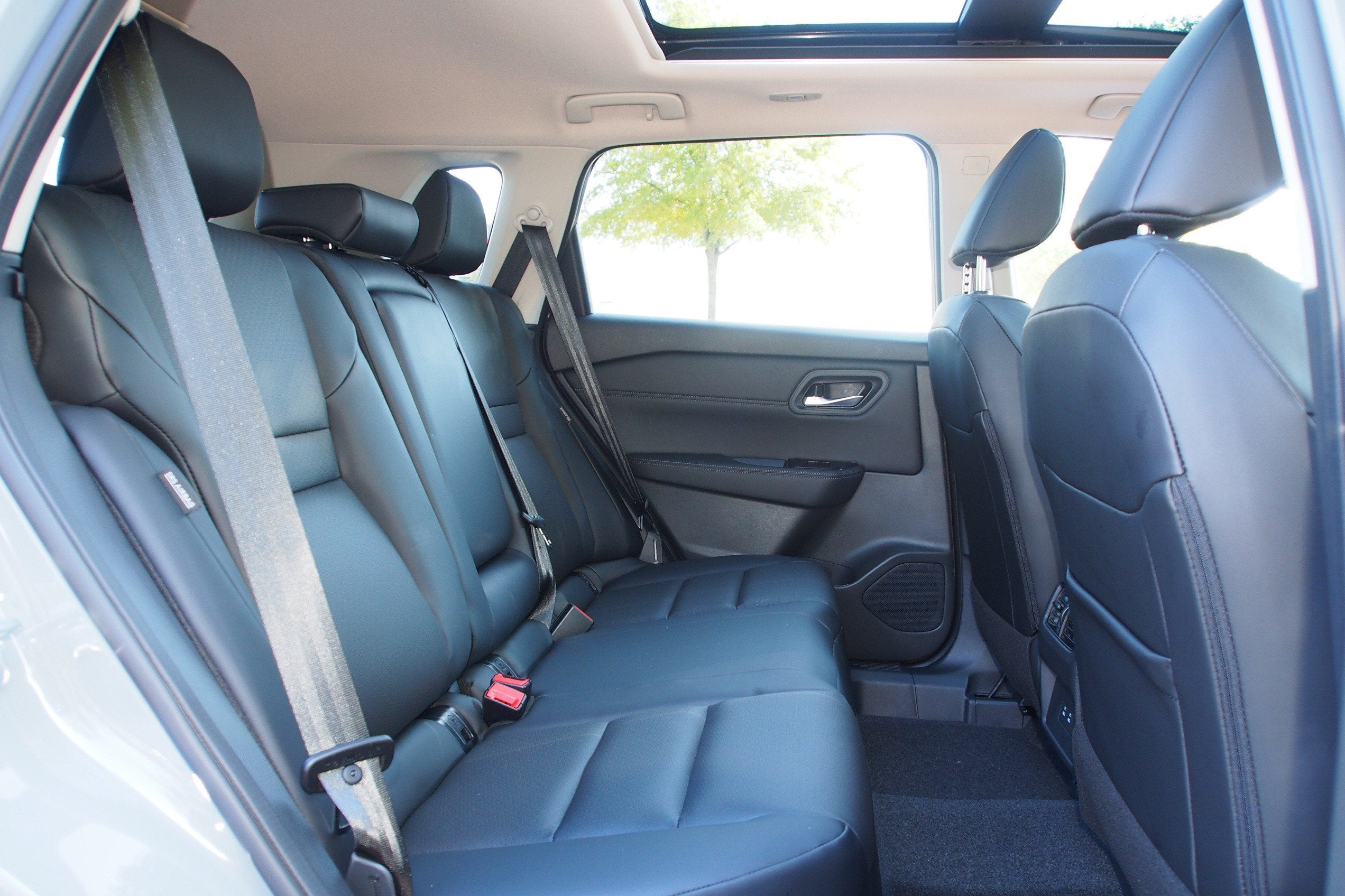 2027 Nissan Rogue Dark Armor
