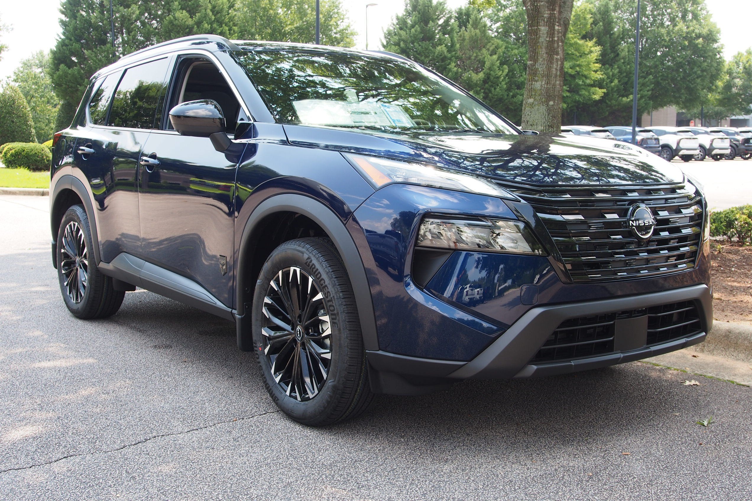 2026 Nissan Rogue Dark Armor