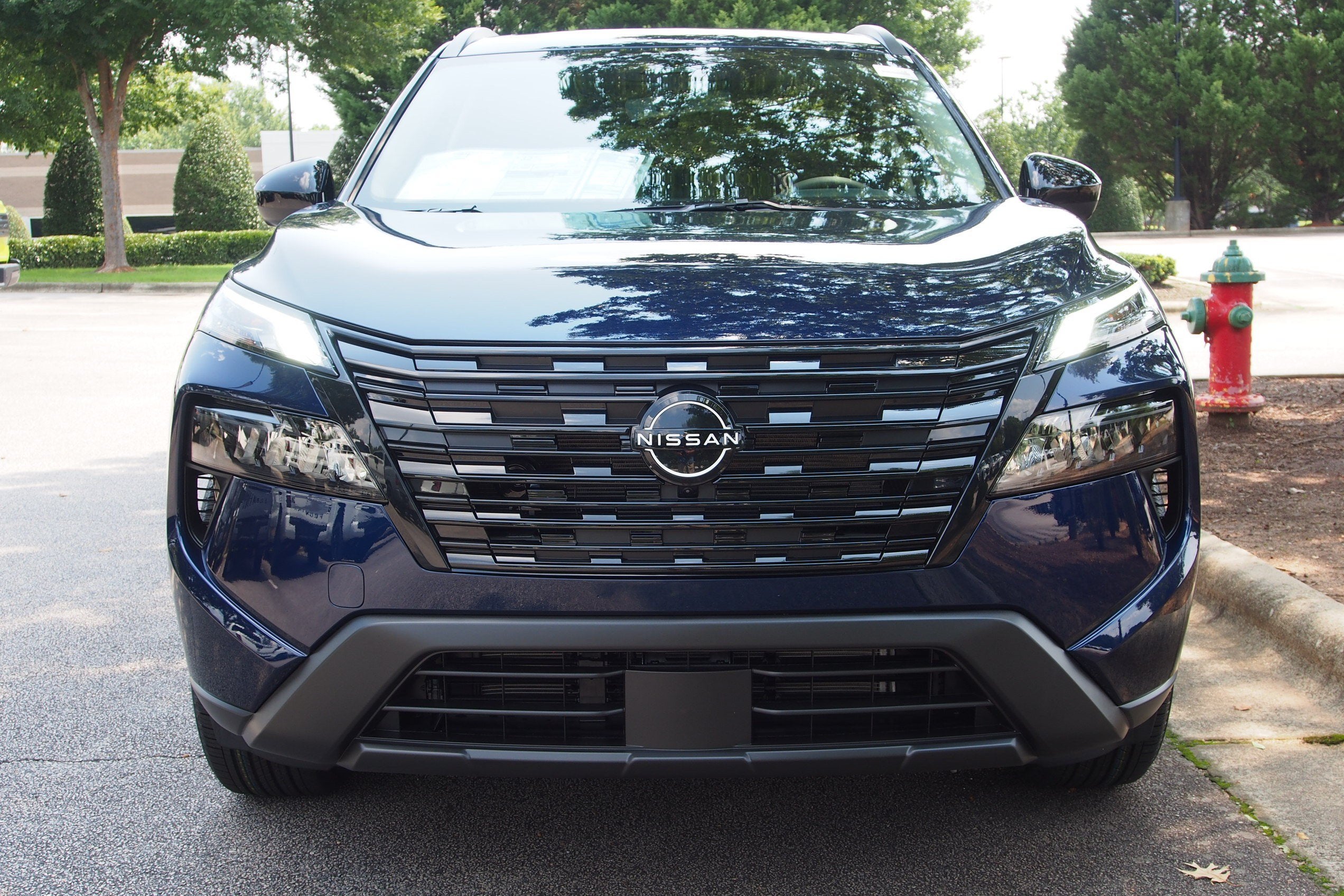 2026 Nissan Rogue Dark Armor