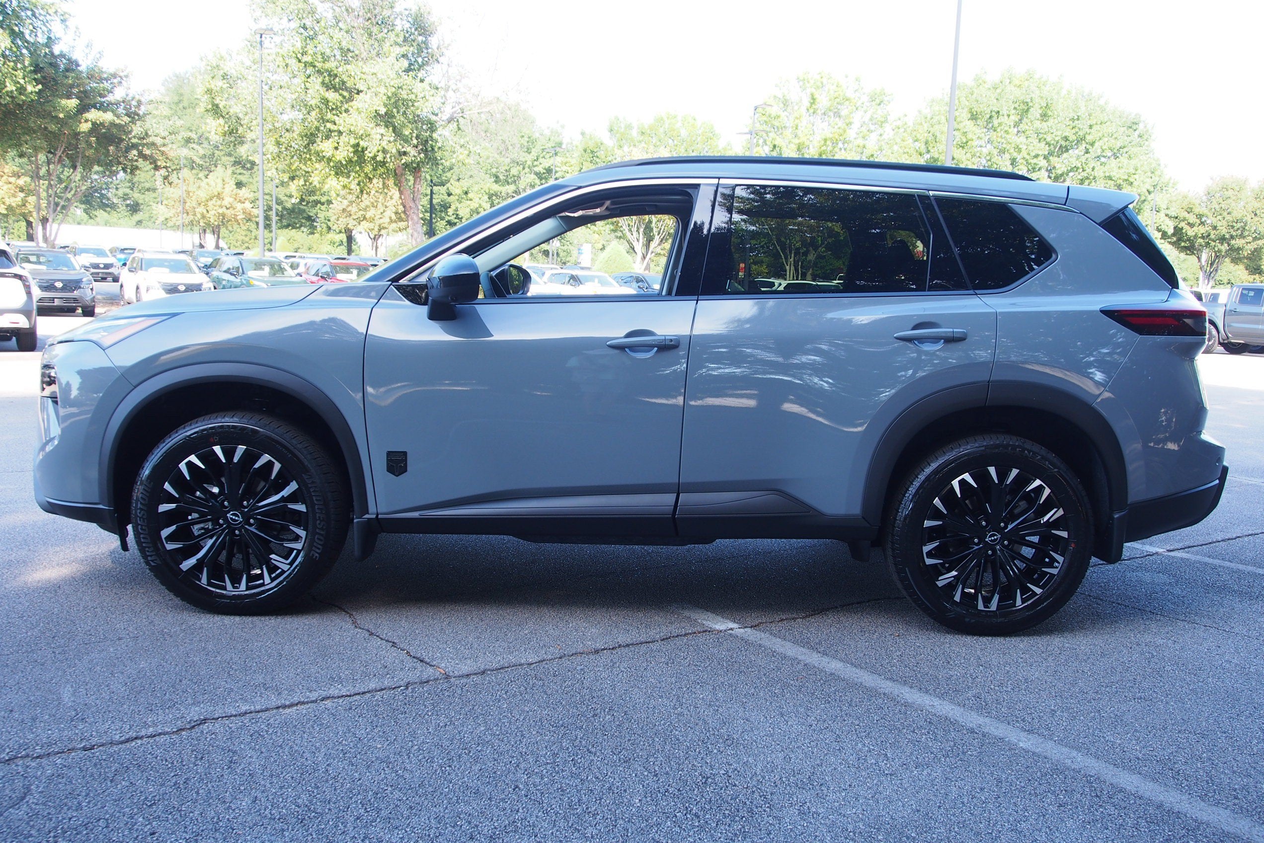 2027 Nissan Rogue Dark Armor