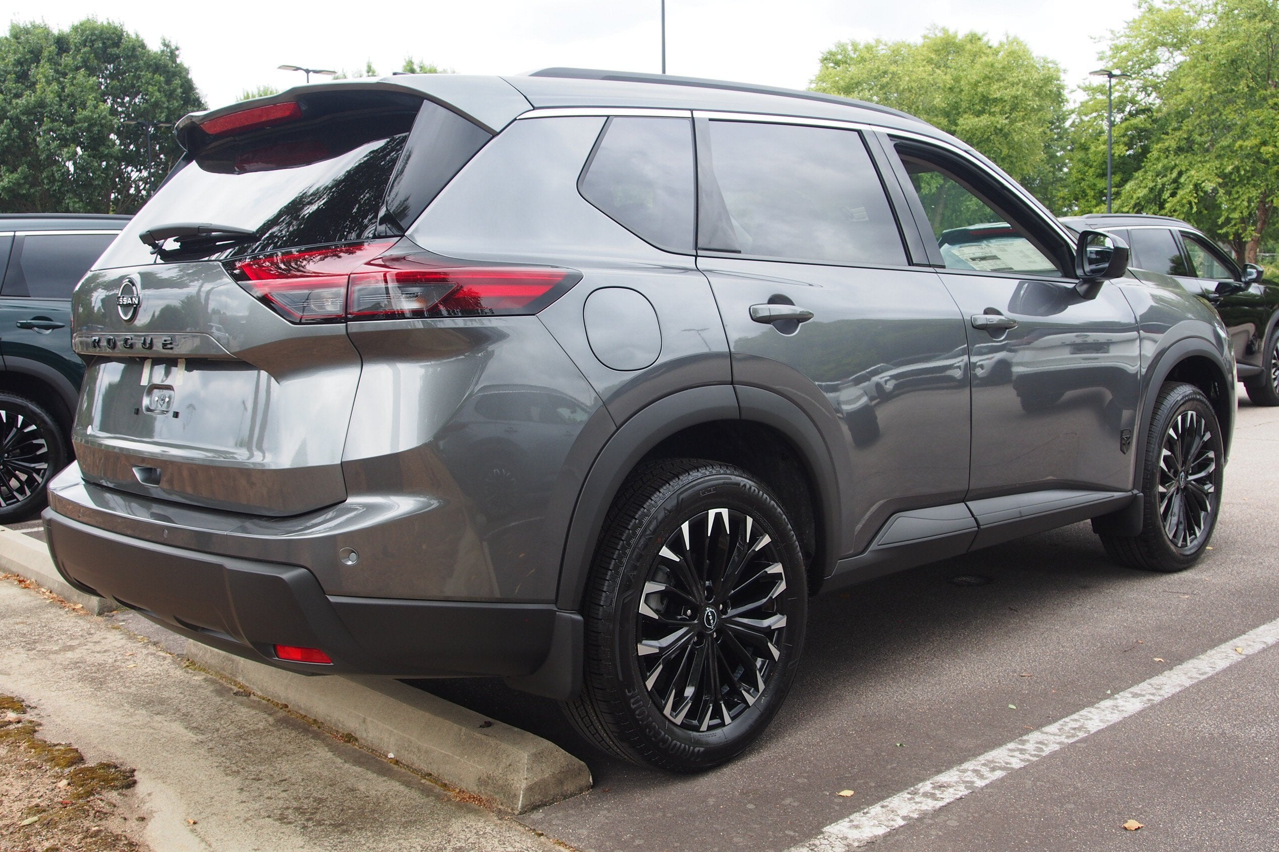2026 Nissan Rogue Dark Armor