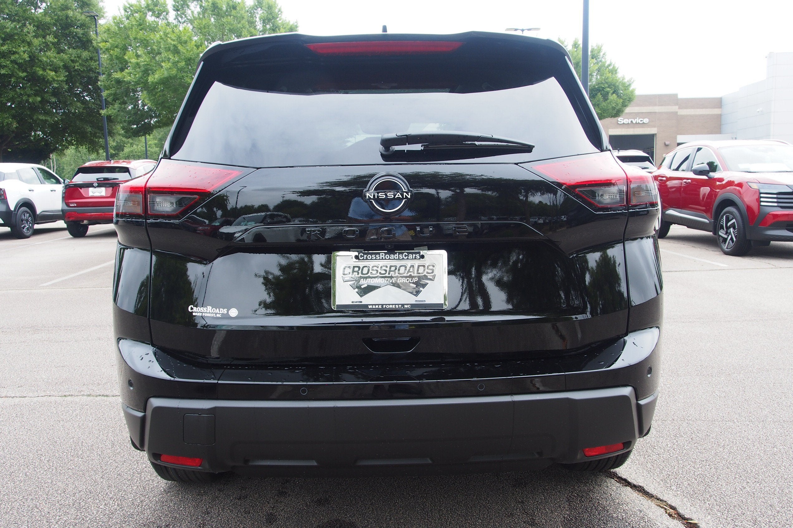 2026 Nissan Rogue Dark Armor