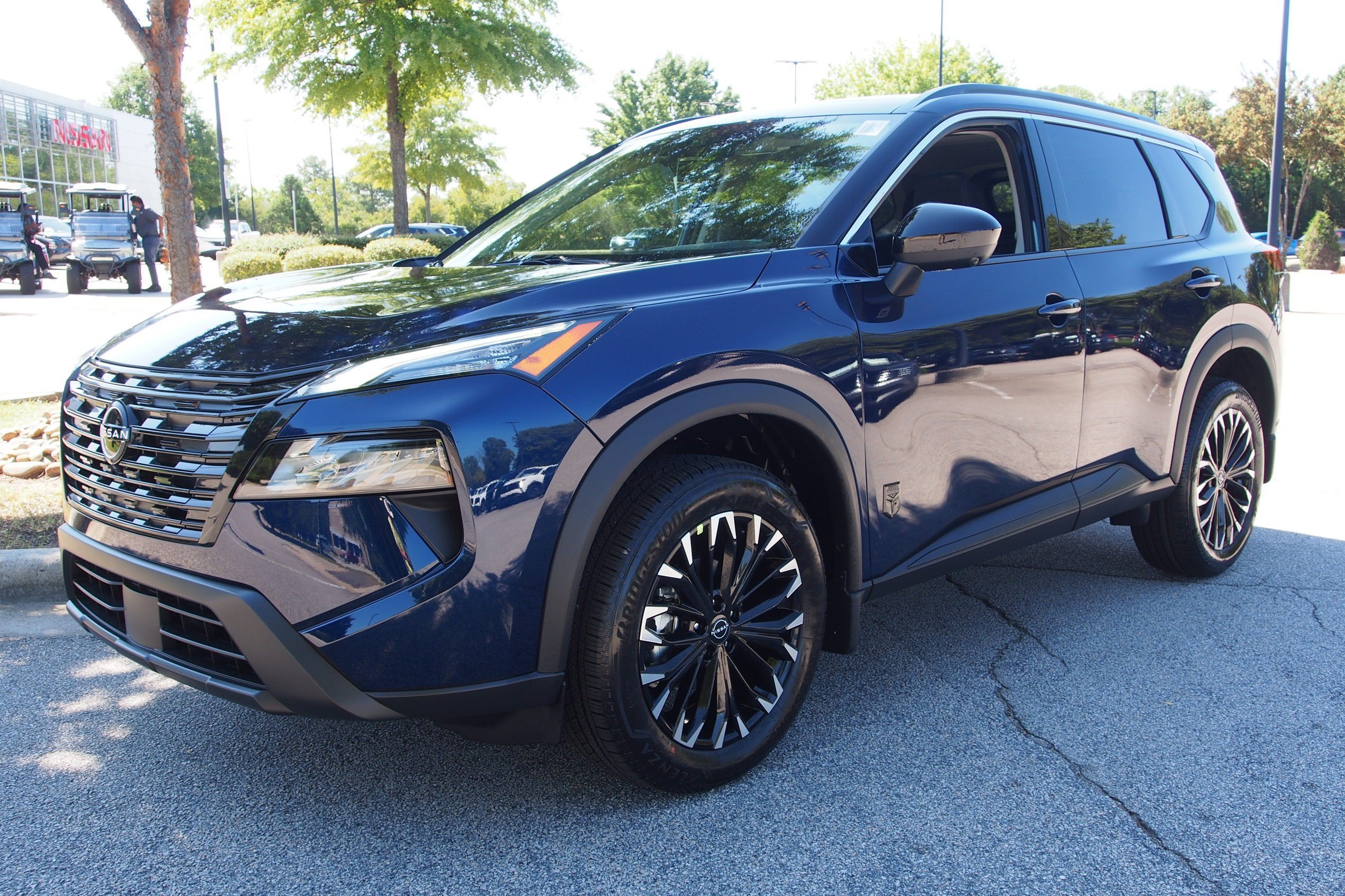 2026 Nissan Rogue Dark Armor