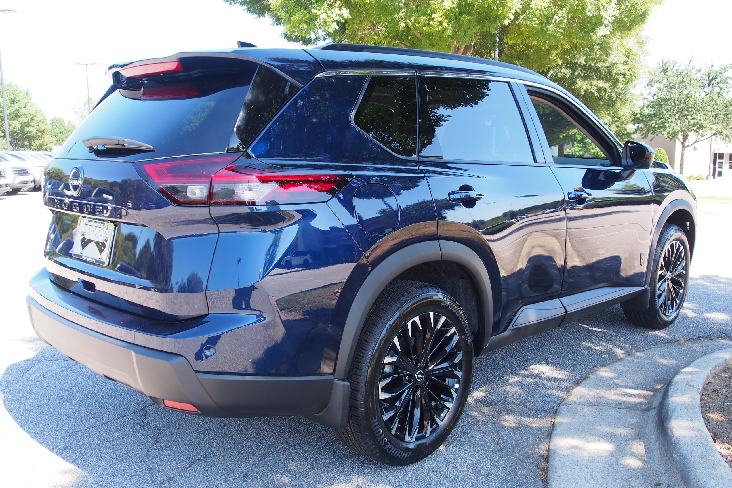 2026 Nissan Rogue Dark Armor