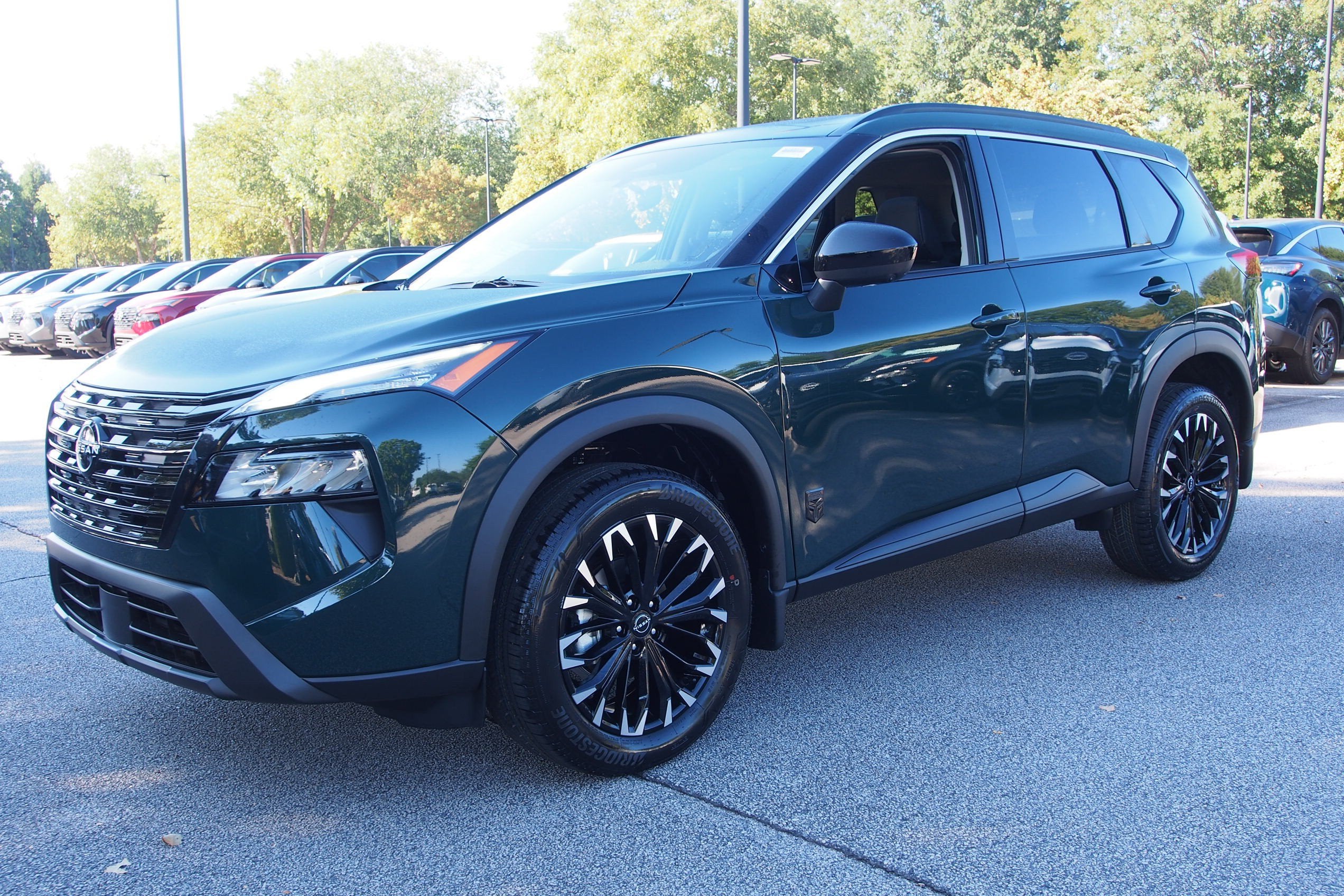 2027 Nissan Rogue Dark Armor
