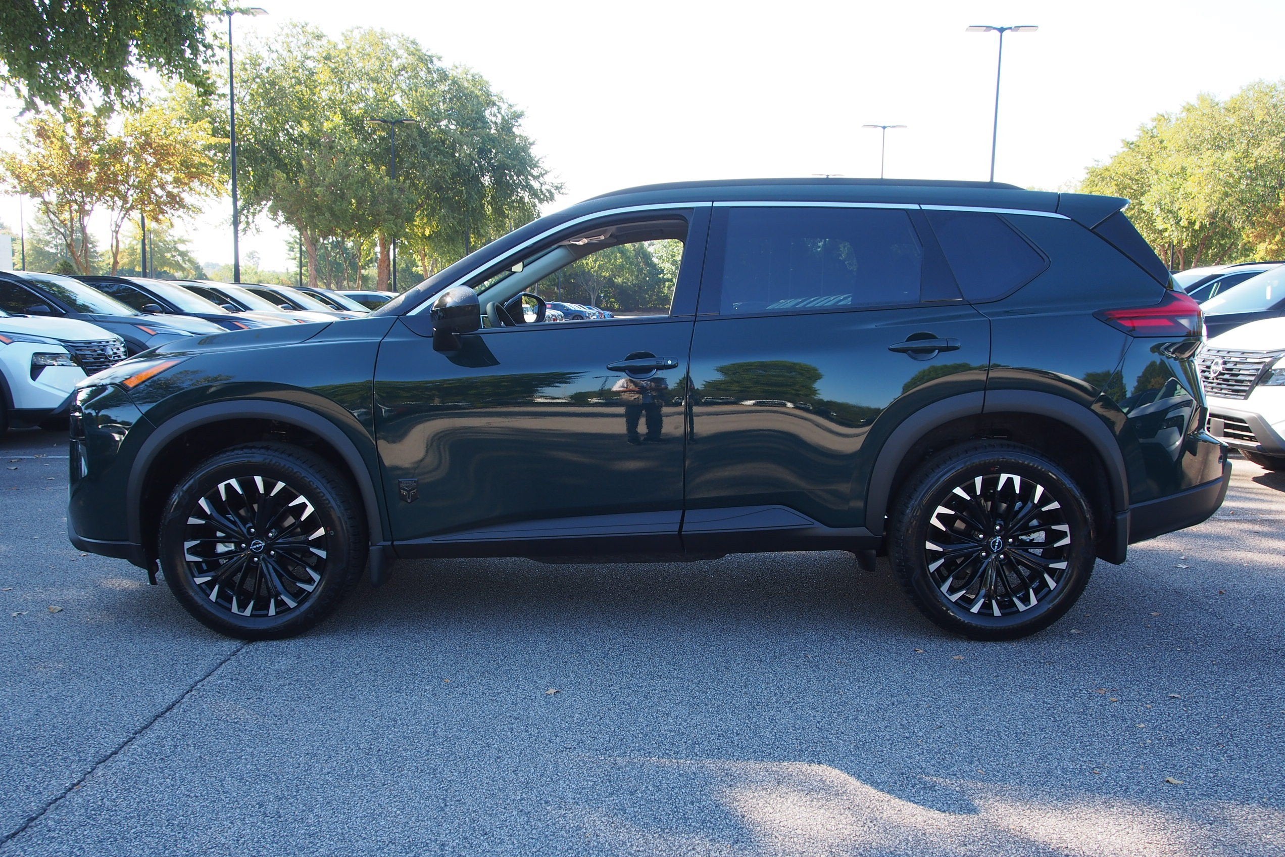 2027 Nissan Rogue Dark Armor