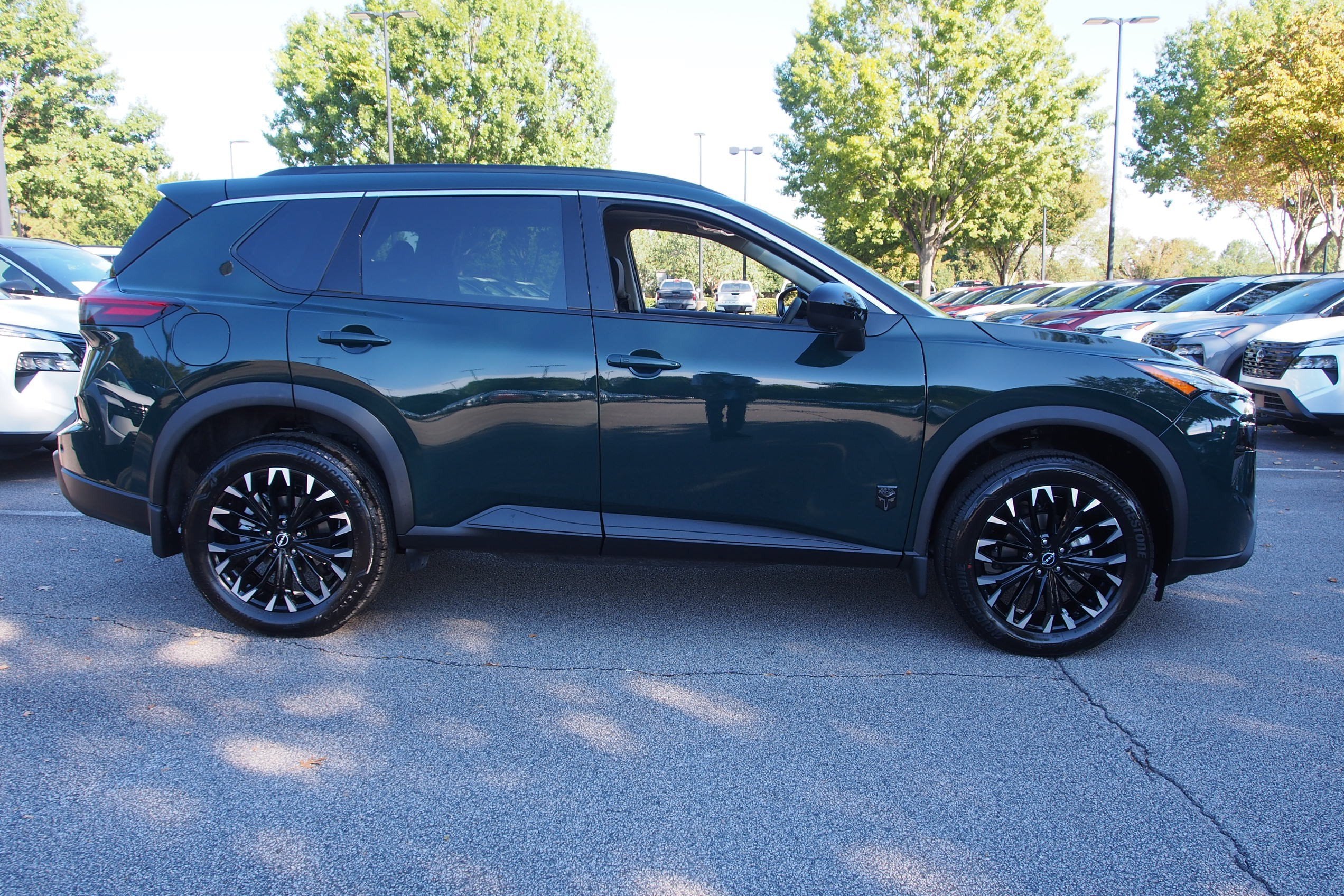 2027 Nissan Rogue Dark Armor