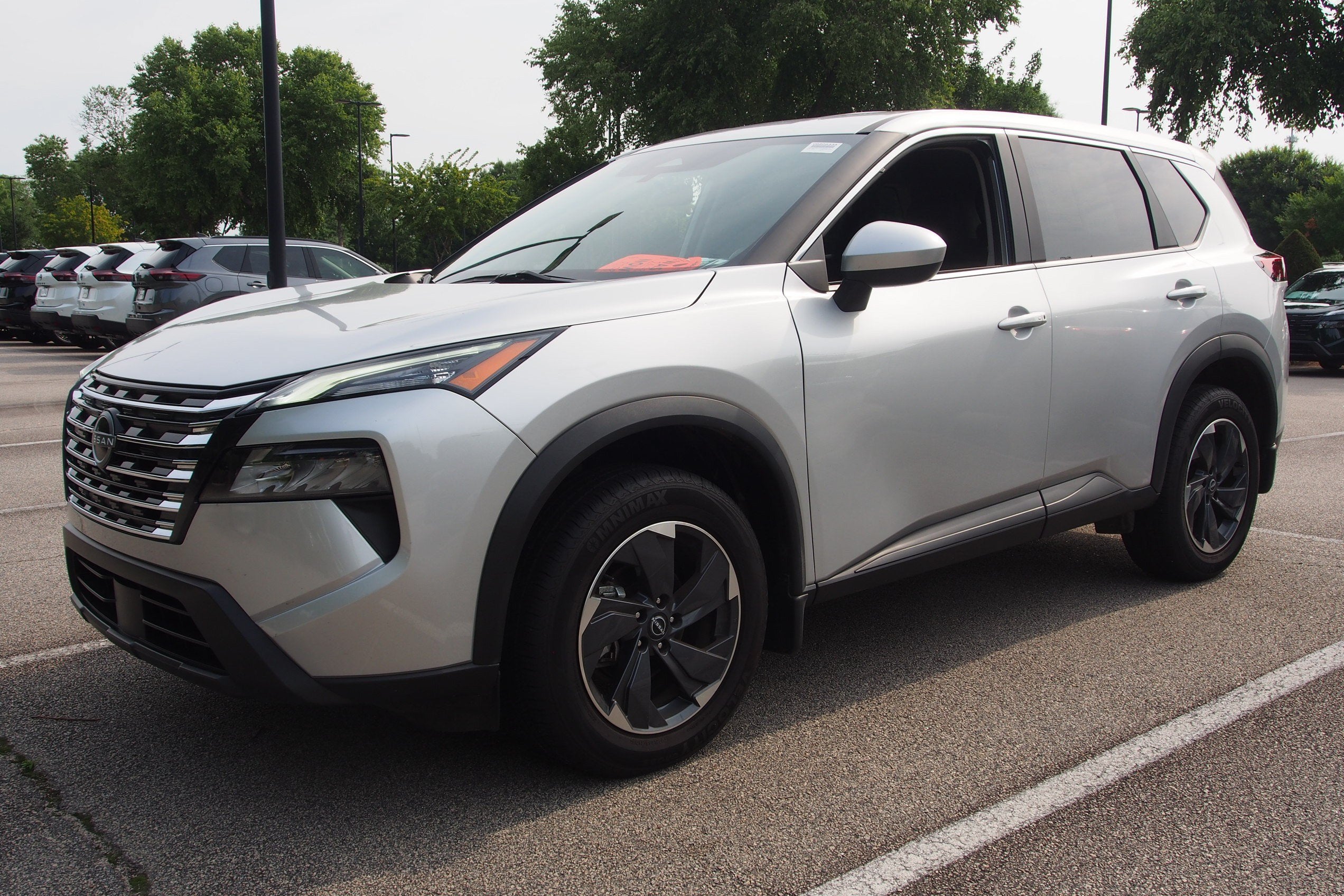 2024 Nissan Rogue SV