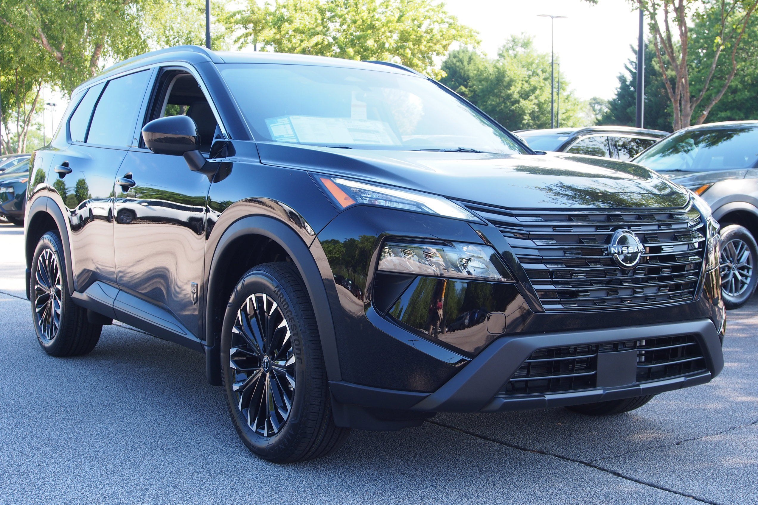 2026 Nissan Rogue Dark Armor