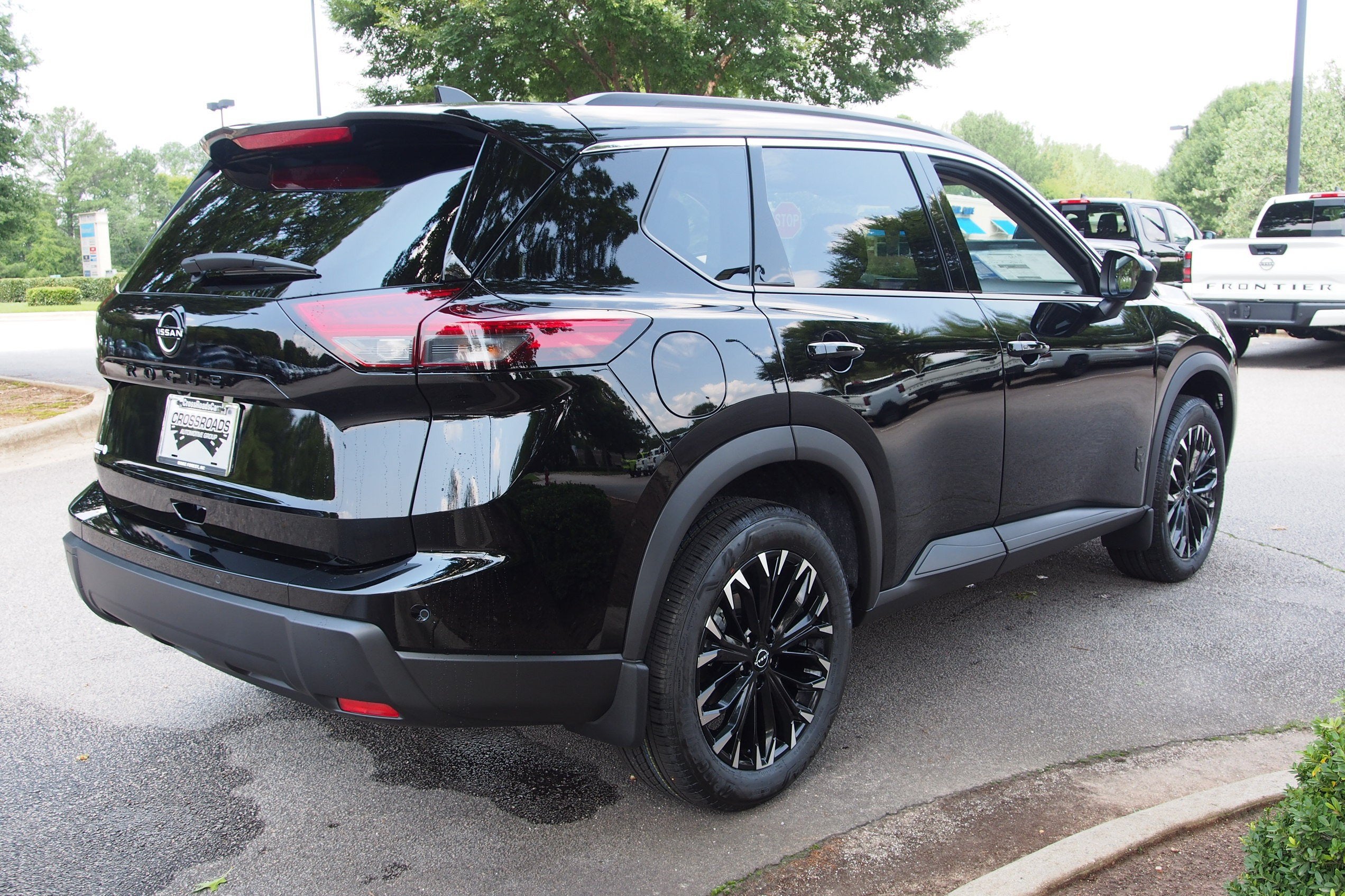 2026 Nissan Rogue Dark Armor
