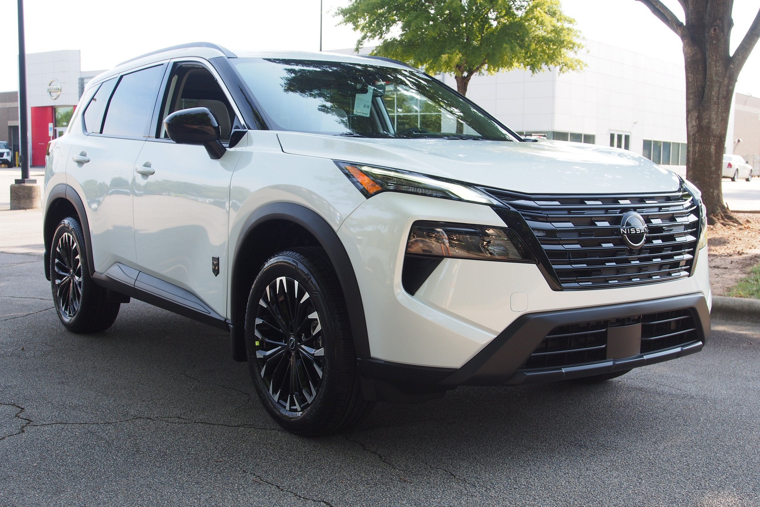 2026 Nissan Rogue Dark Armor