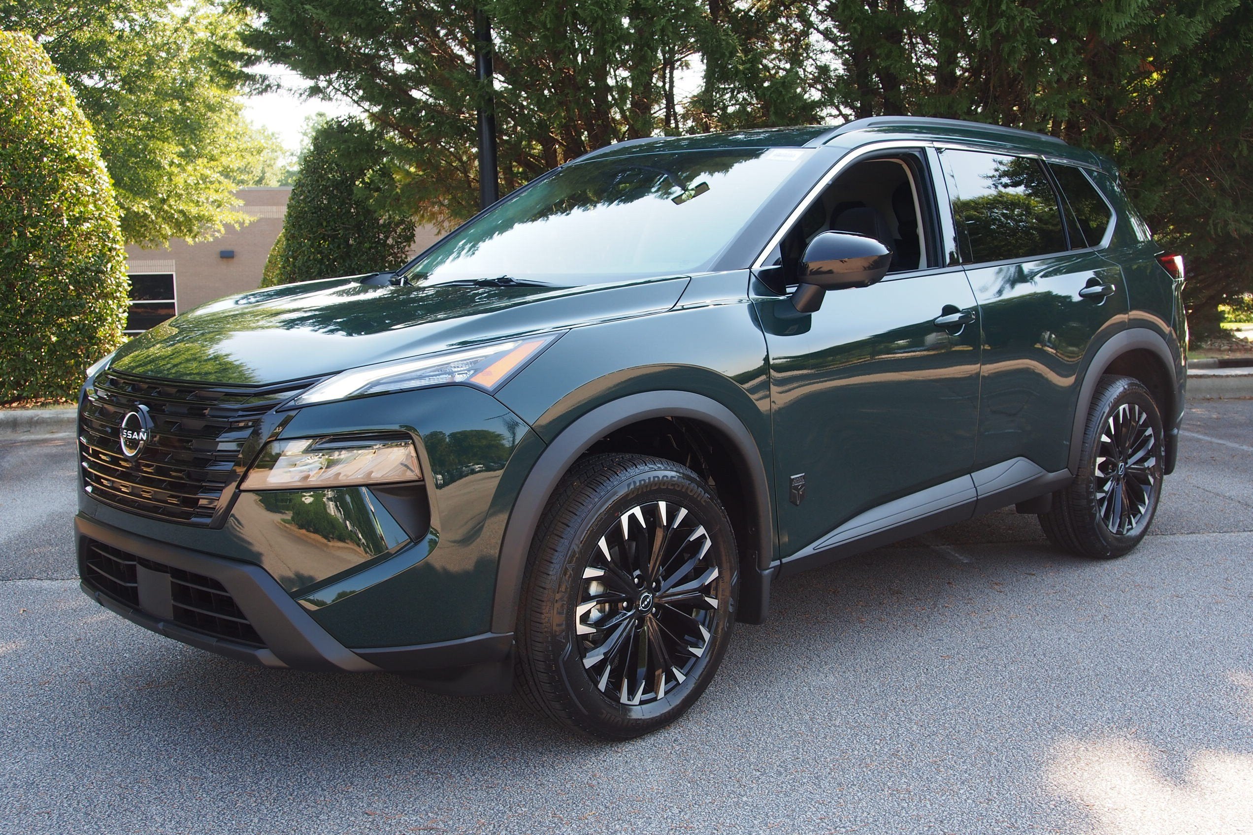 2026 Nissan Rogue Dark Armor