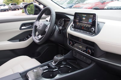 2027 Nissan Rogue Dark Armor