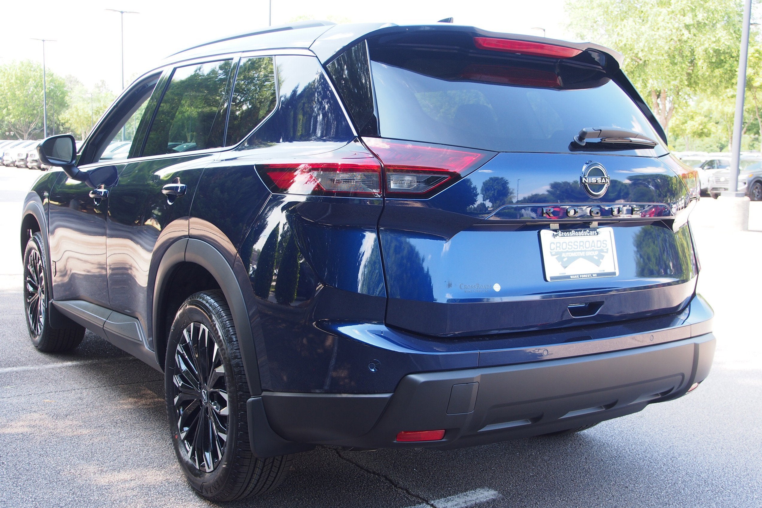 2026 Nissan Rogue Dark Armor