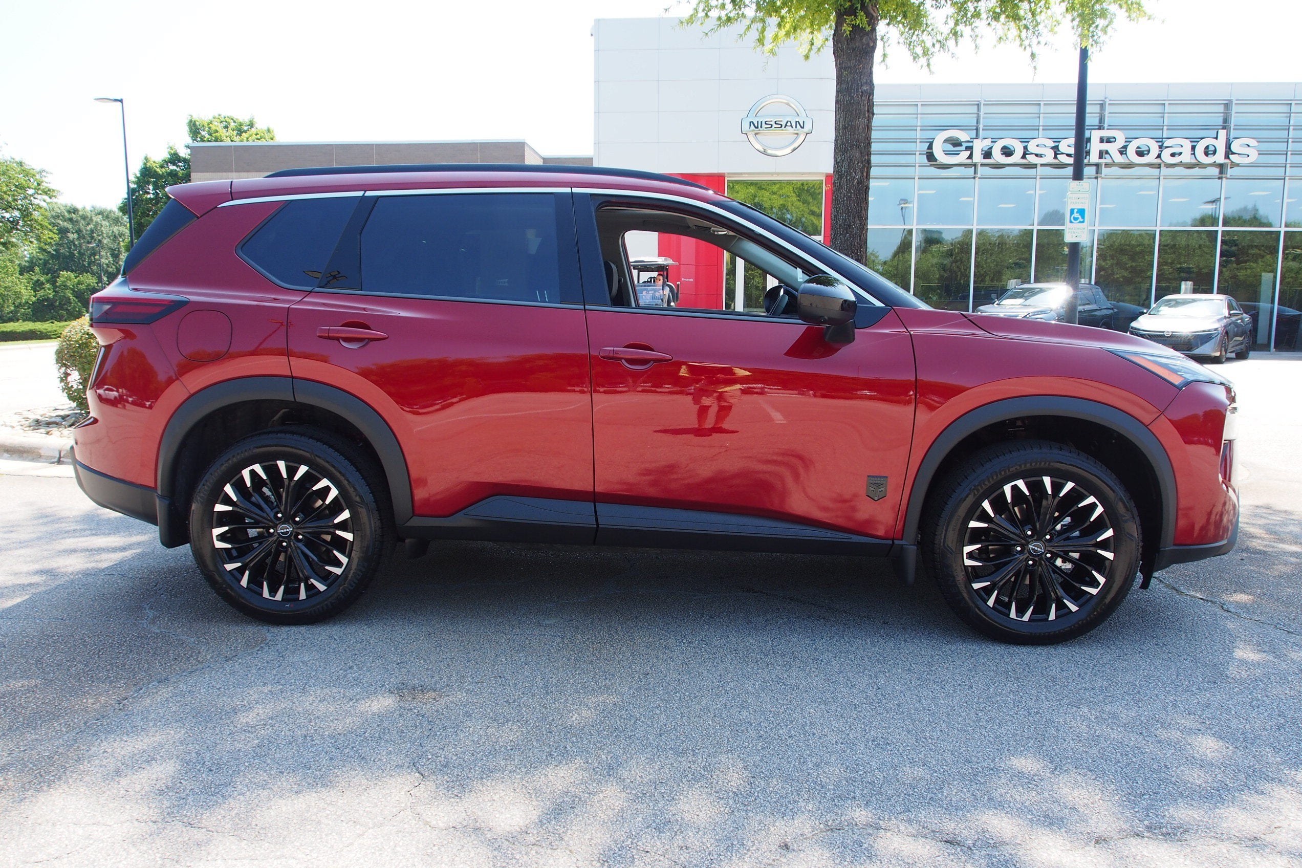 2026 Nissan Rogue Dark Armor