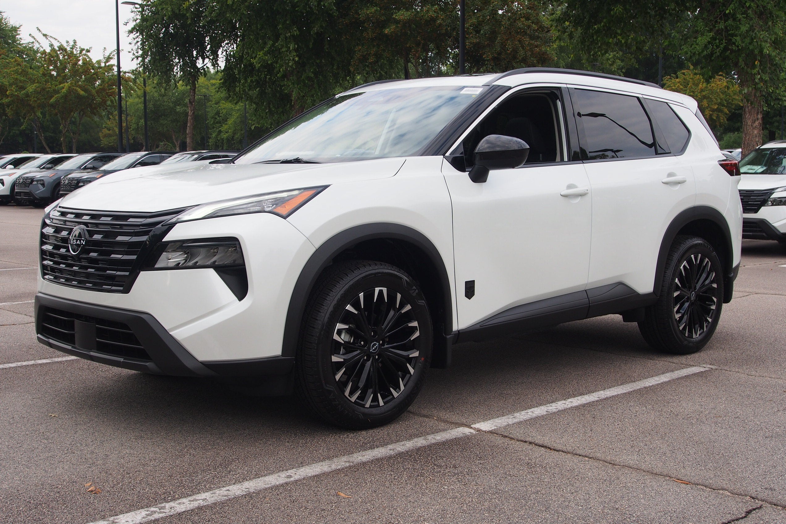 2026 Nissan Rogue Dark Armor