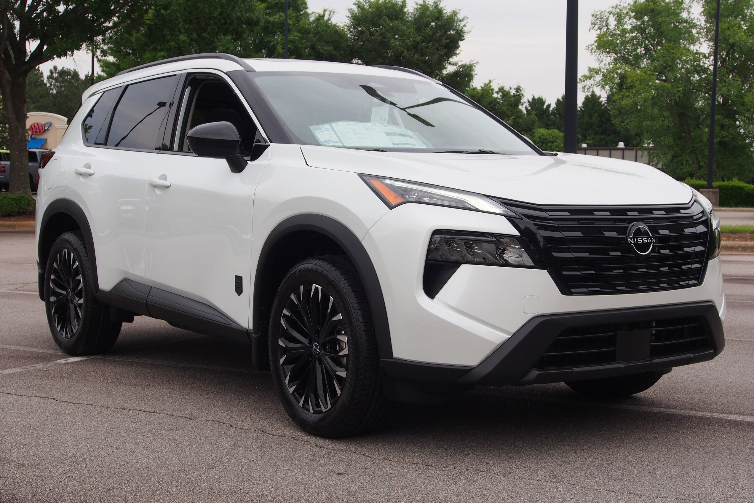 2026 Nissan Rogue Dark Armor