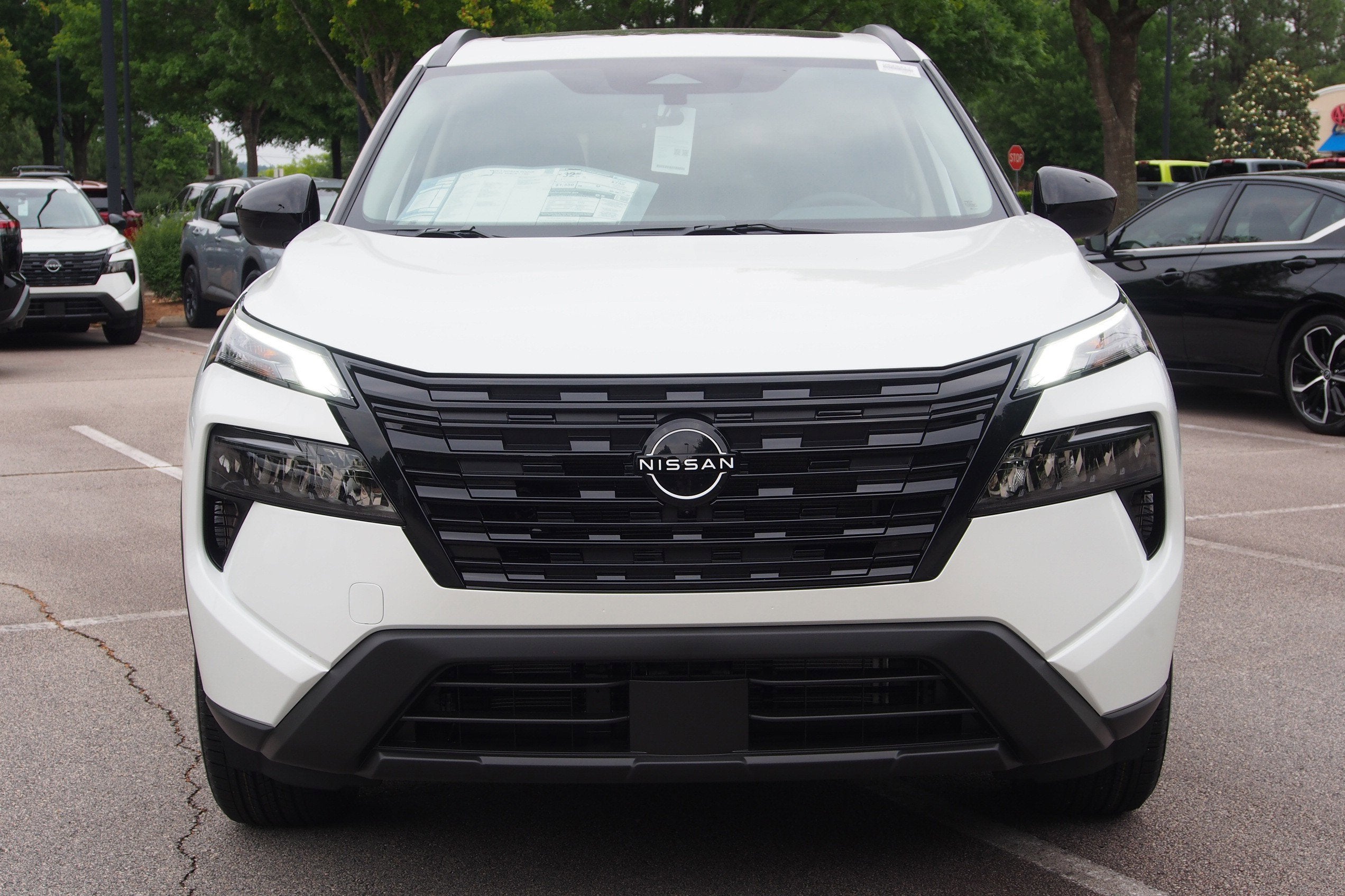 2026 Nissan Rogue Dark Armor