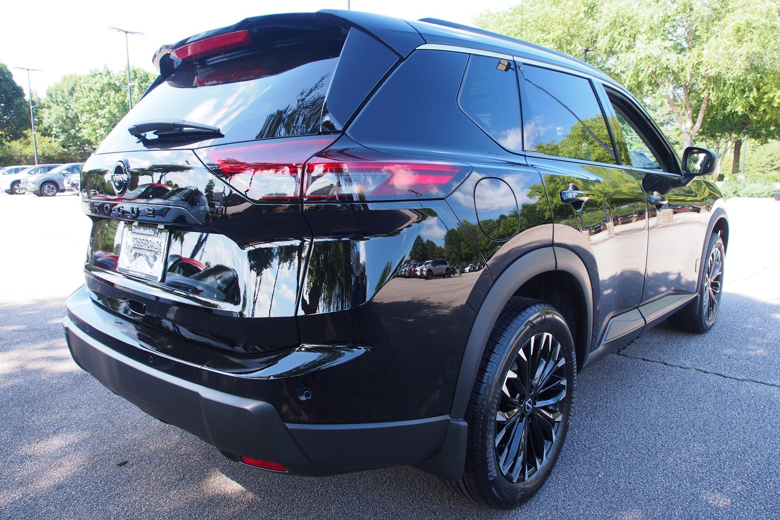 2026 Nissan Rogue Dark Armor