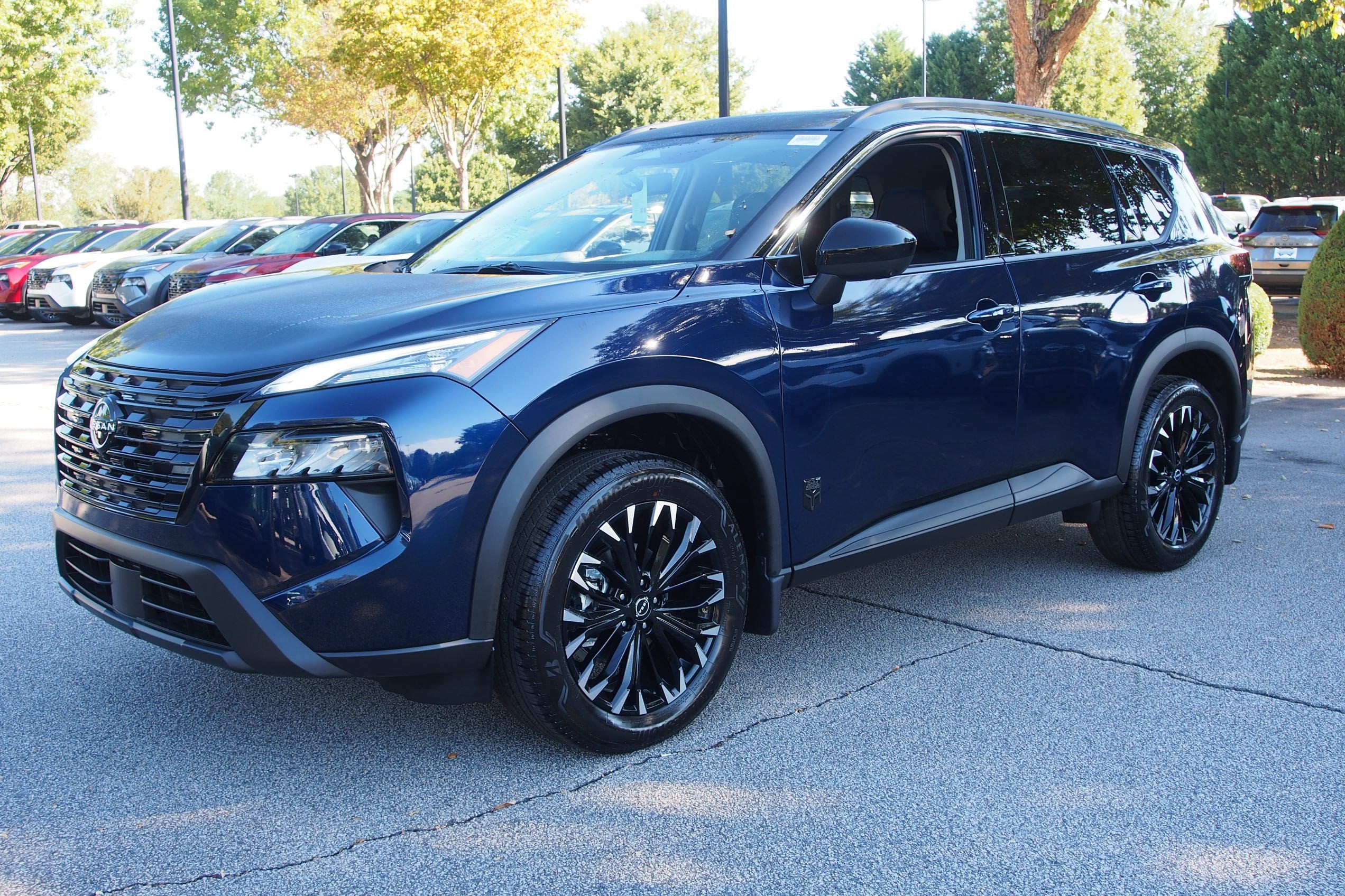 2026 Nissan Rogue Dark Armor