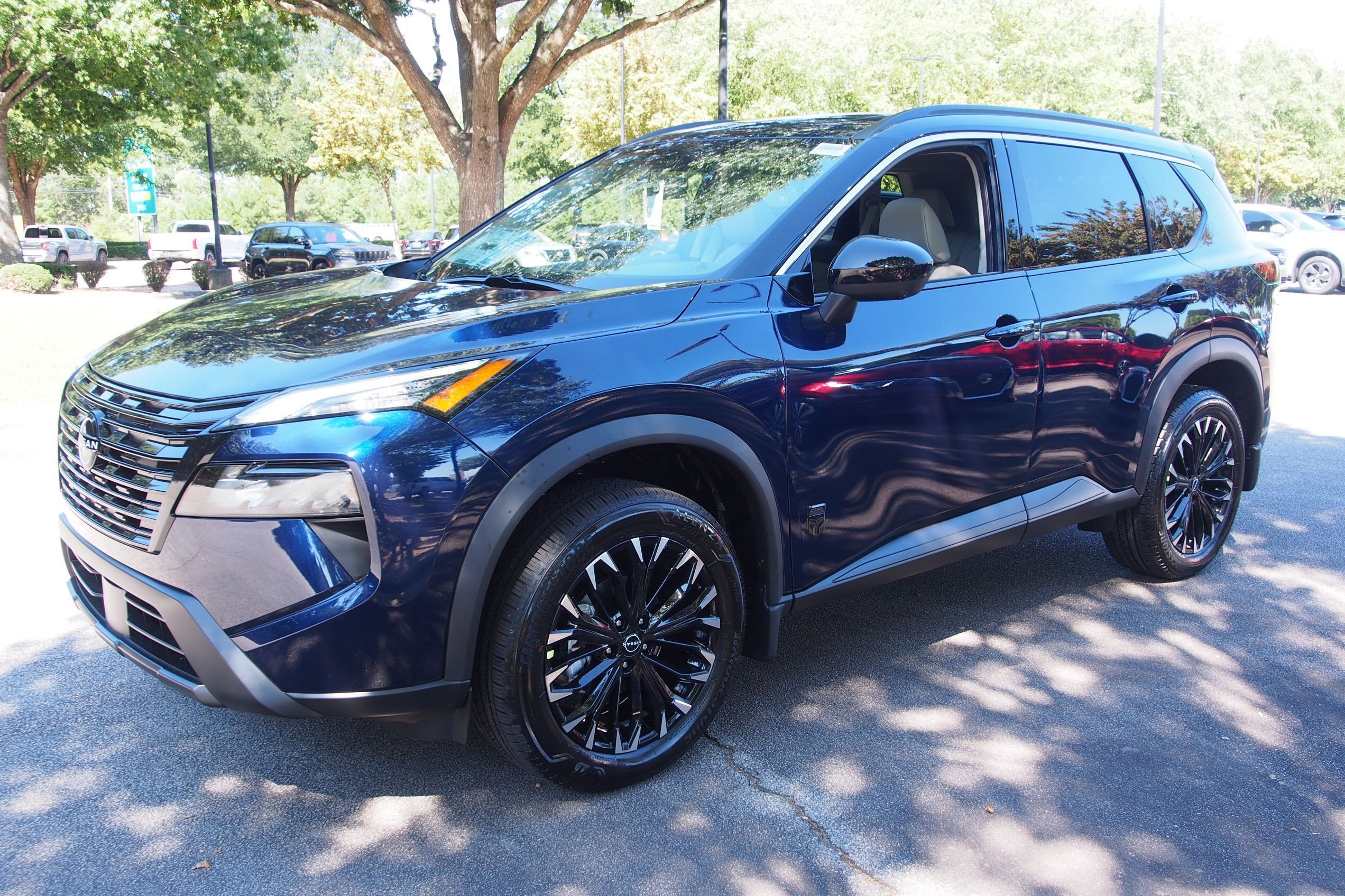 2026 Nissan Rogue Dark Armor