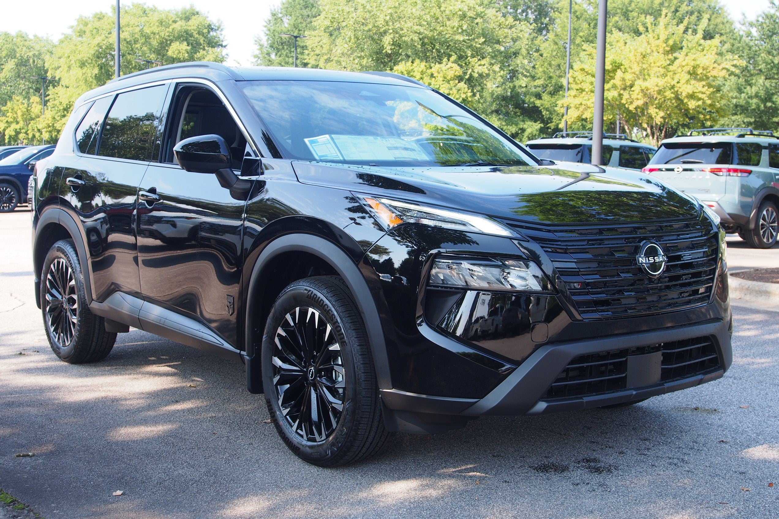2026 Nissan Rogue Dark Armor
