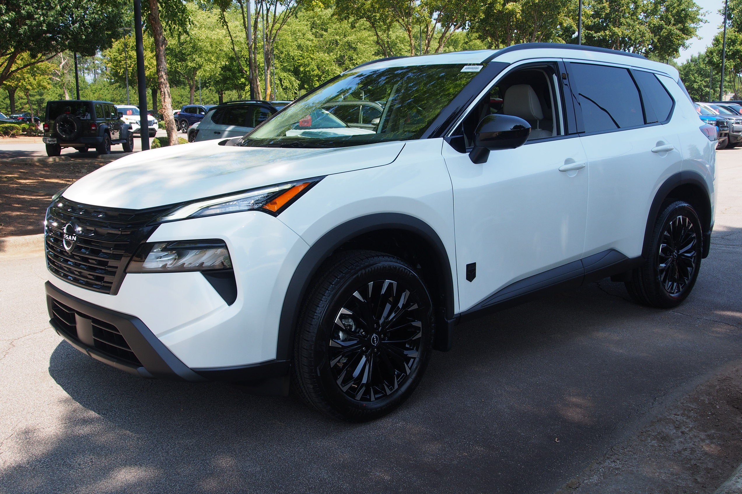 2026 Nissan Rogue Dark Armor