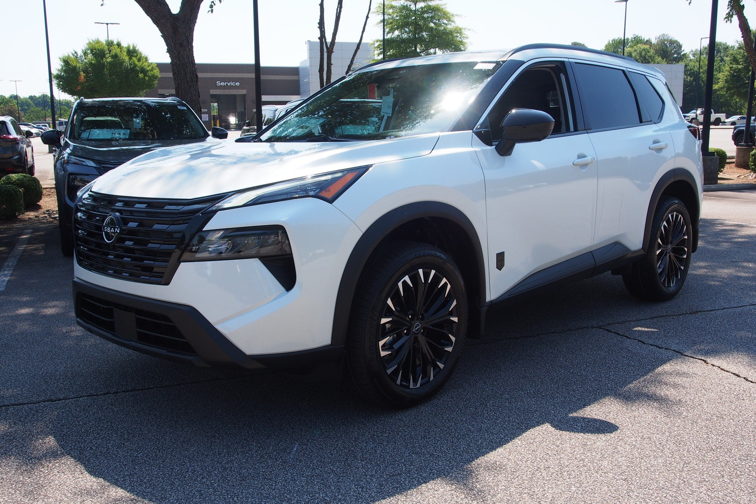 2026 Nissan Rogue Dark Armor