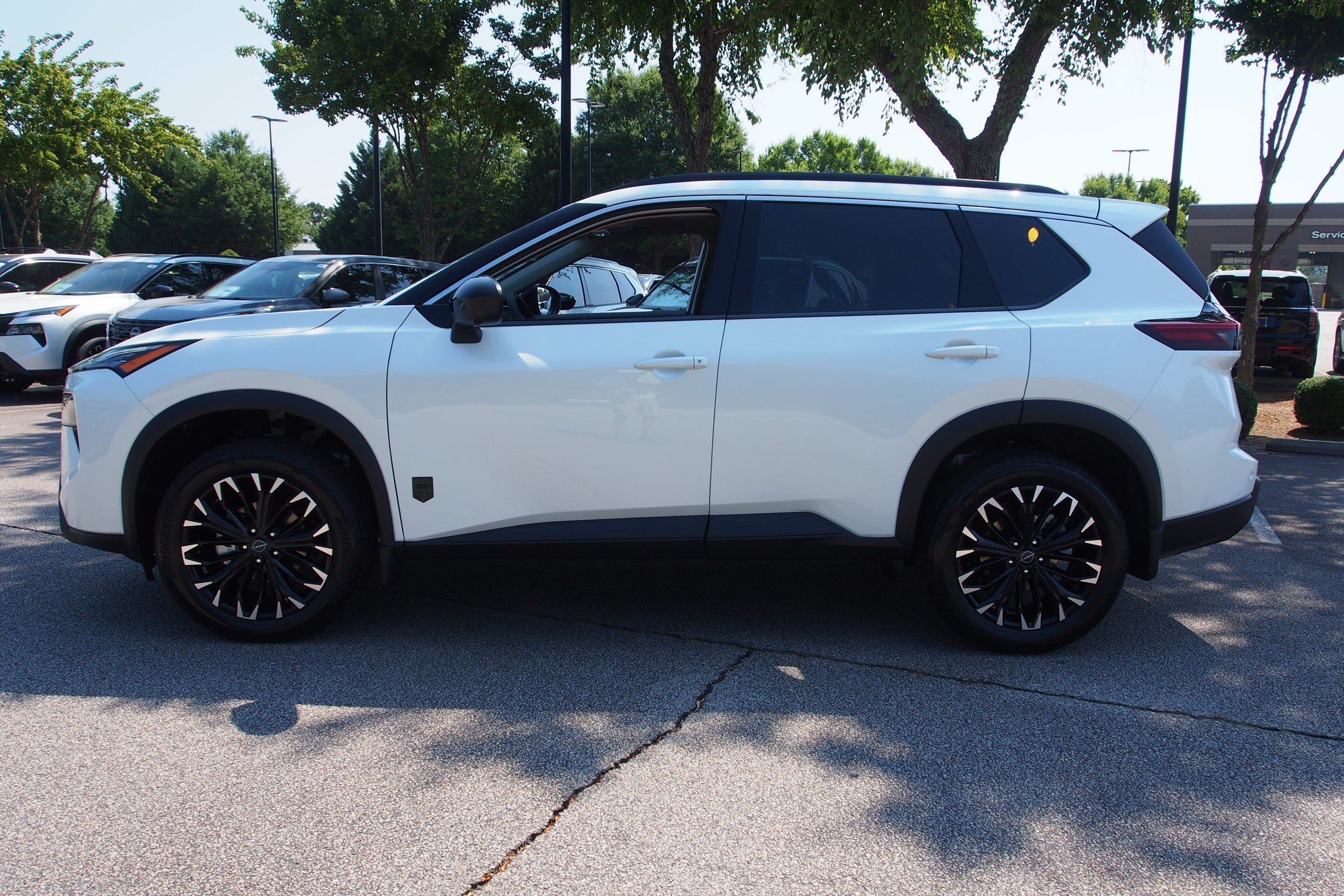 2026 Nissan Rogue Dark Armor