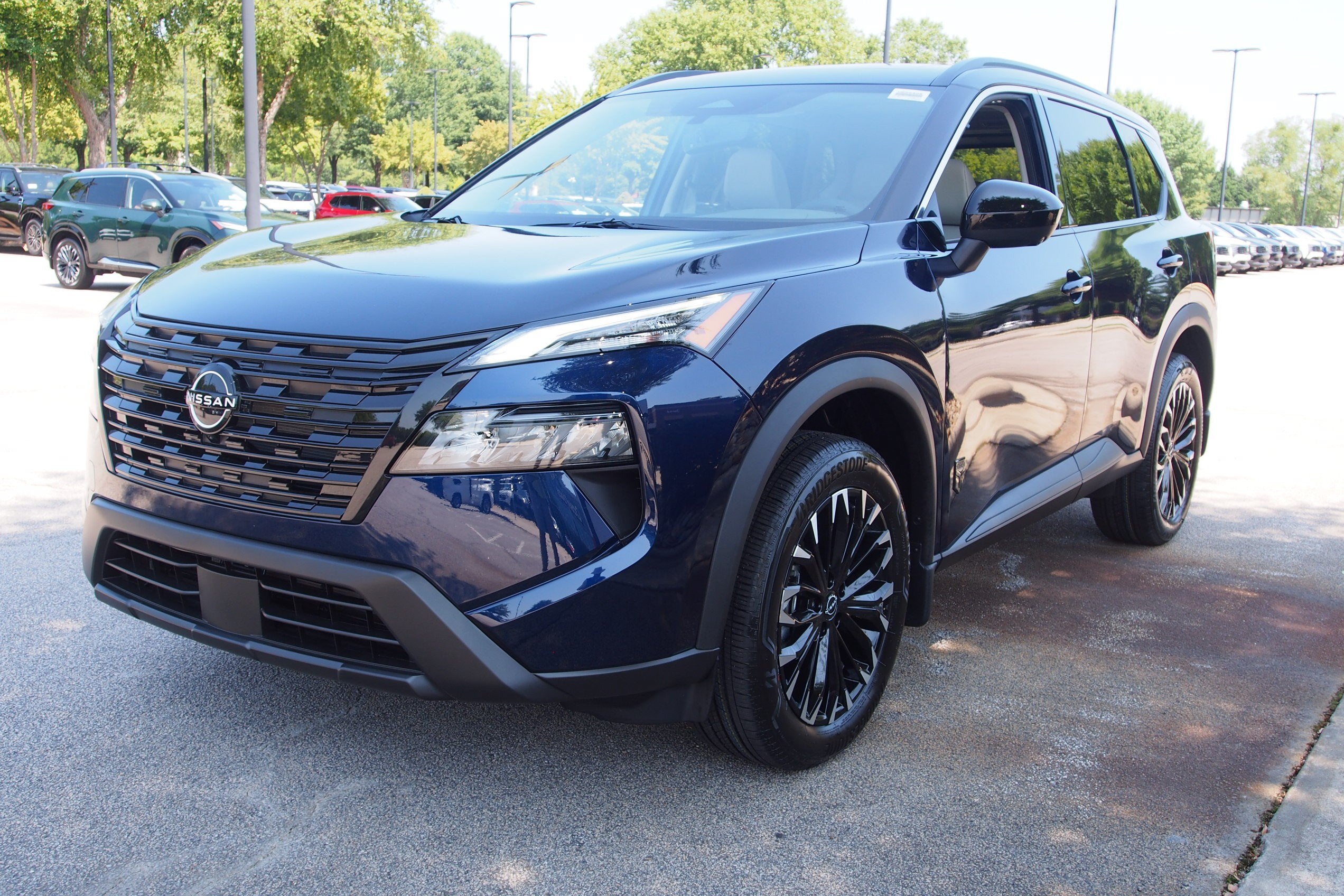 2026 Nissan Rogue Dark Armor
