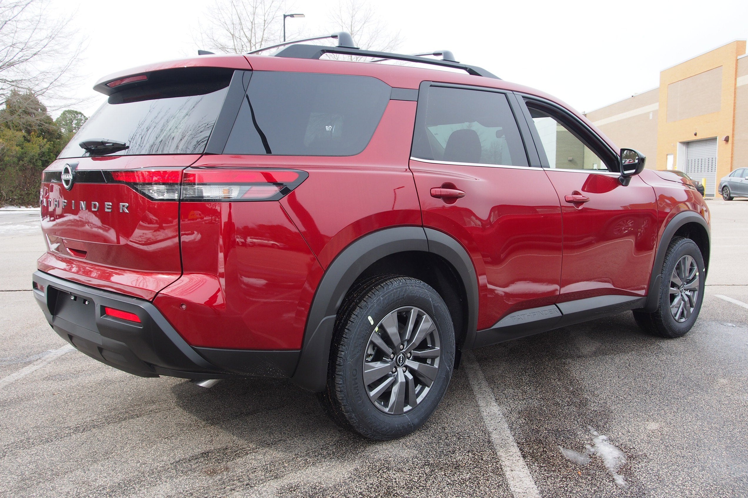 2026 Nissan Pathfinder SV