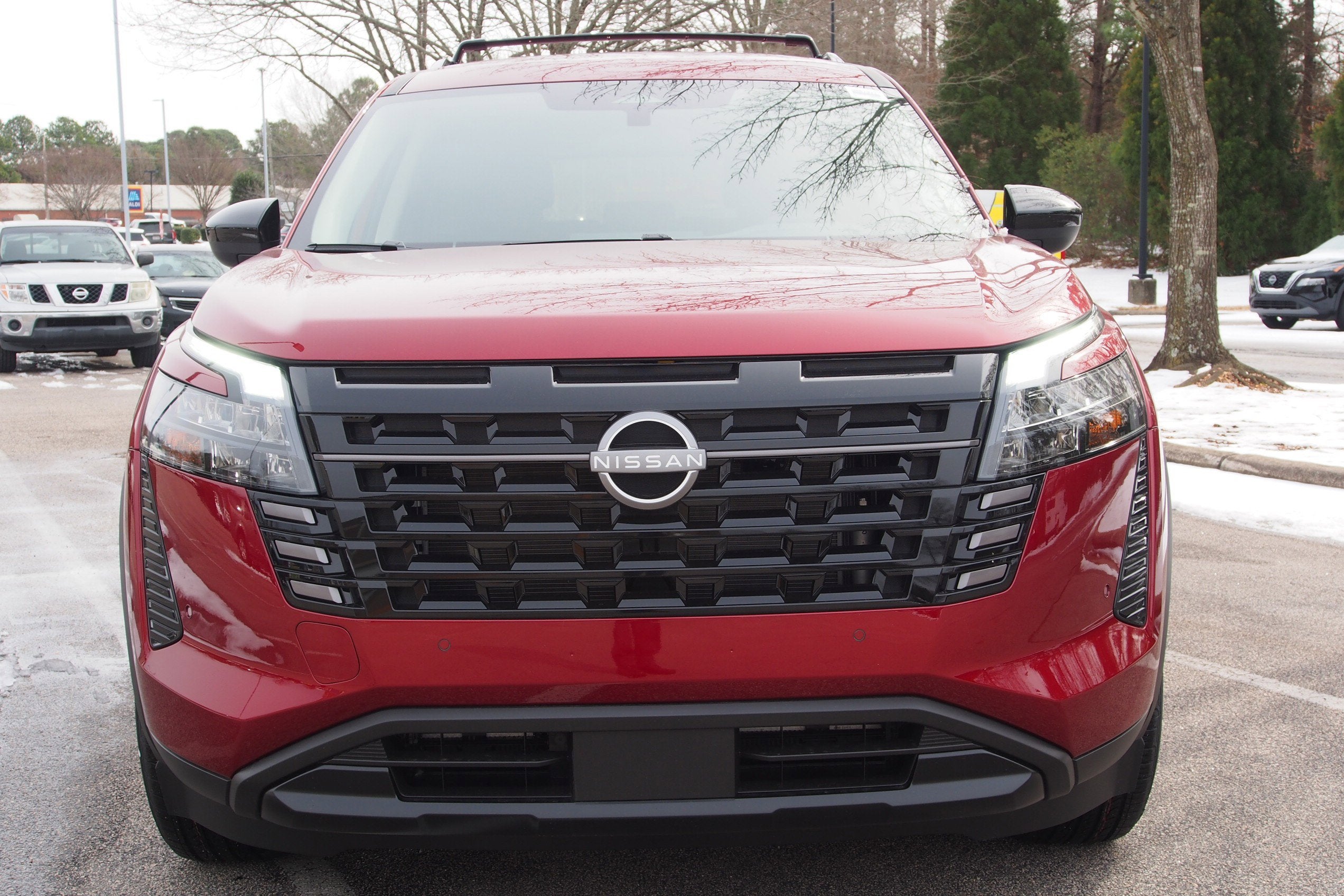 2026 Nissan Pathfinder SV