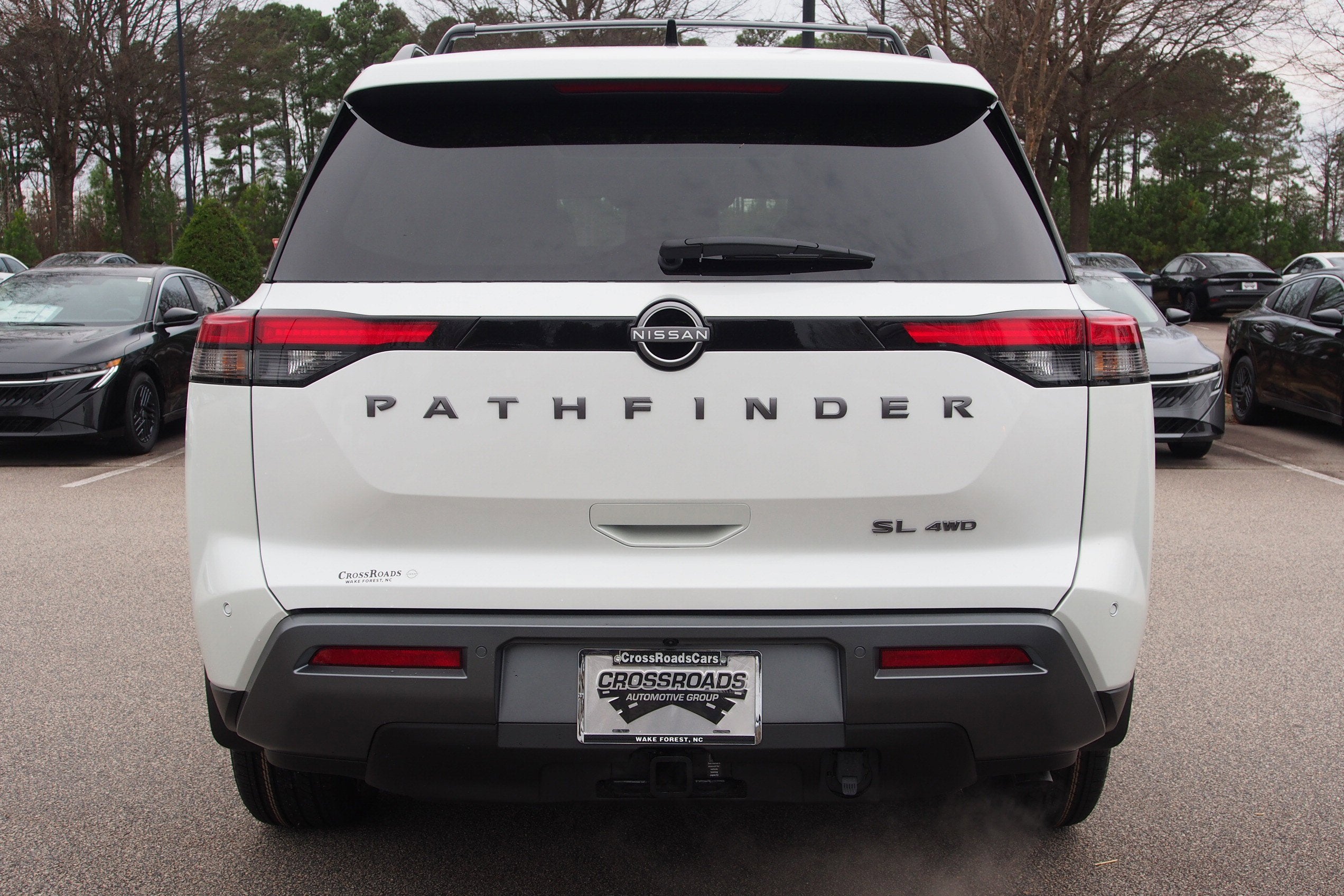 2026 Nissan Pathfinder SL
