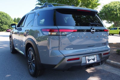 2026 Nissan Pathfinder Platinum