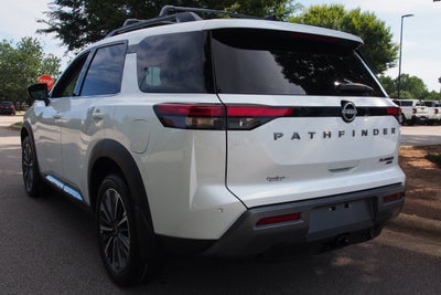 2026 Nissan Pathfinder Platinum