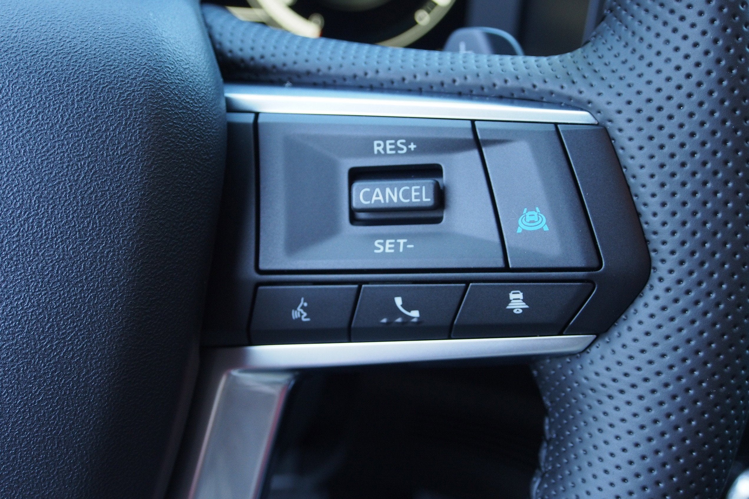 2026 Nissan Rogue Plug-In Hybrid Platinum