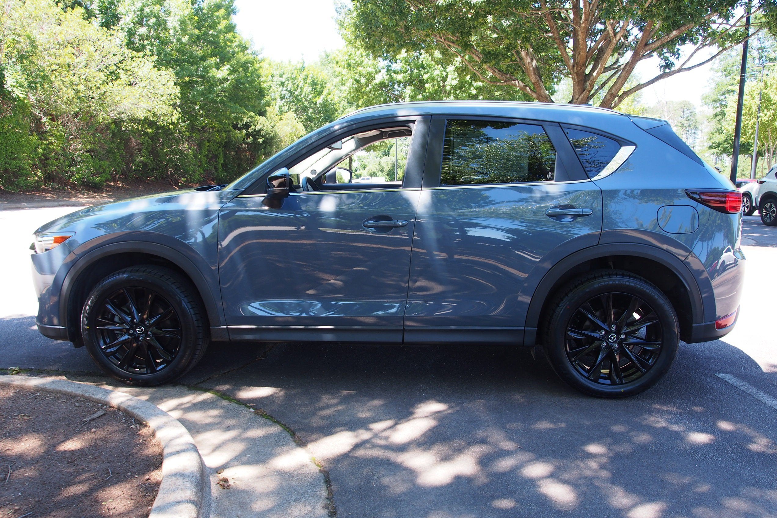 2021 Mazda Mazda CX-5 Carbon Edition Turbo