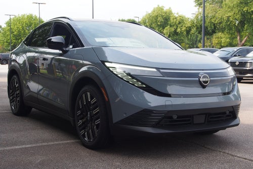 2026 Nissan LEAF PLATINUM+