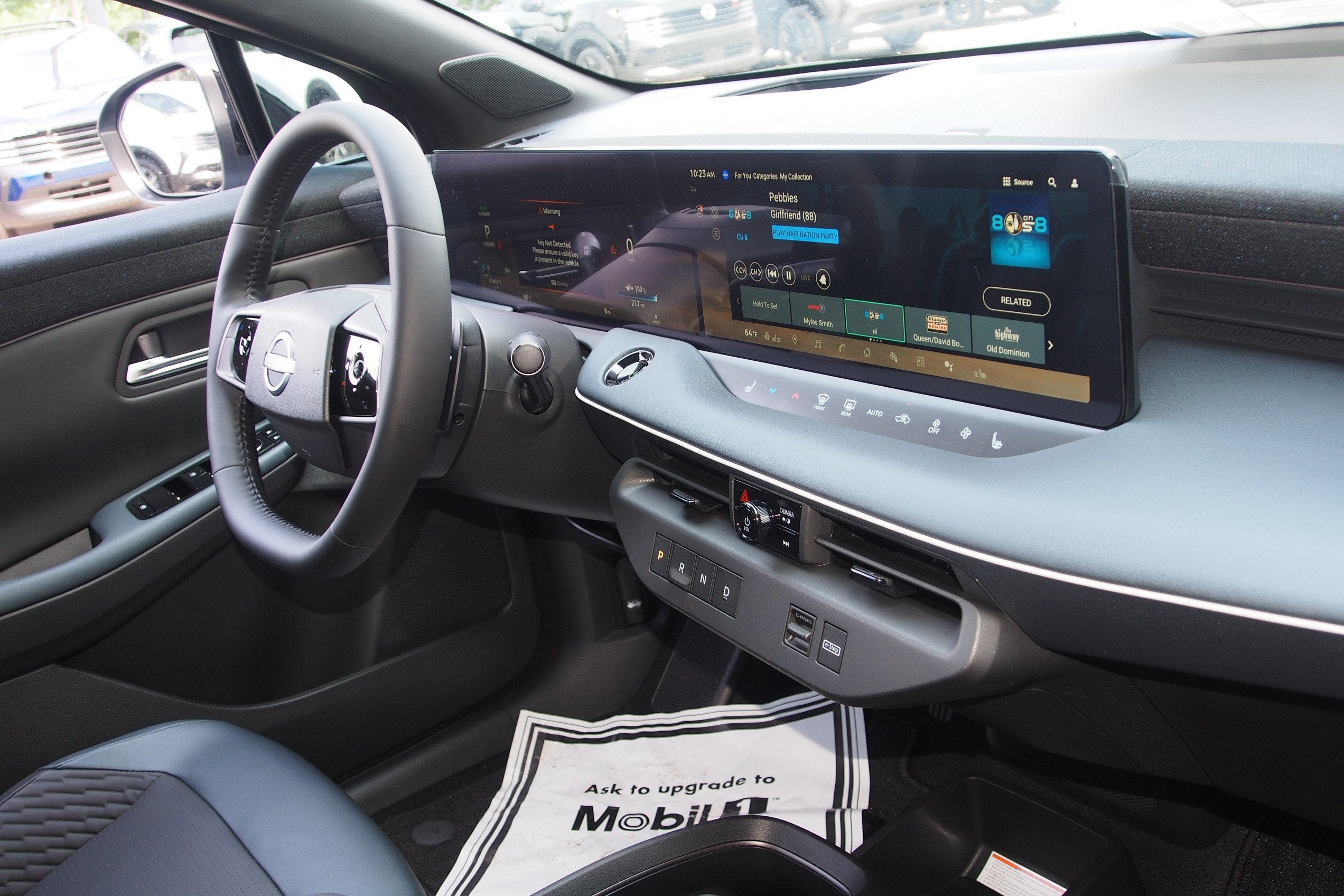 2026 Nissan LEAF PLATINUM+