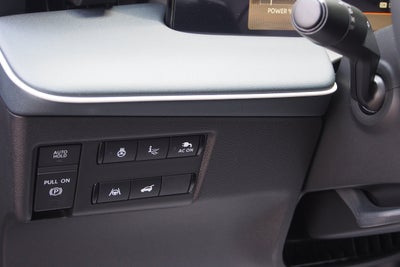2026 Nissan LEAF PLATINUM+